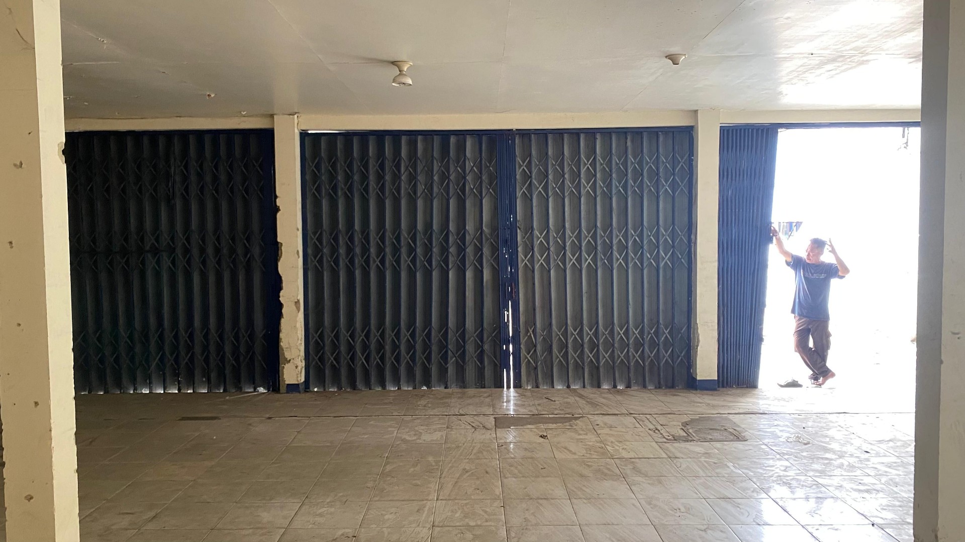 Gudang Dijual di Tangerang, foto 3 dari 10