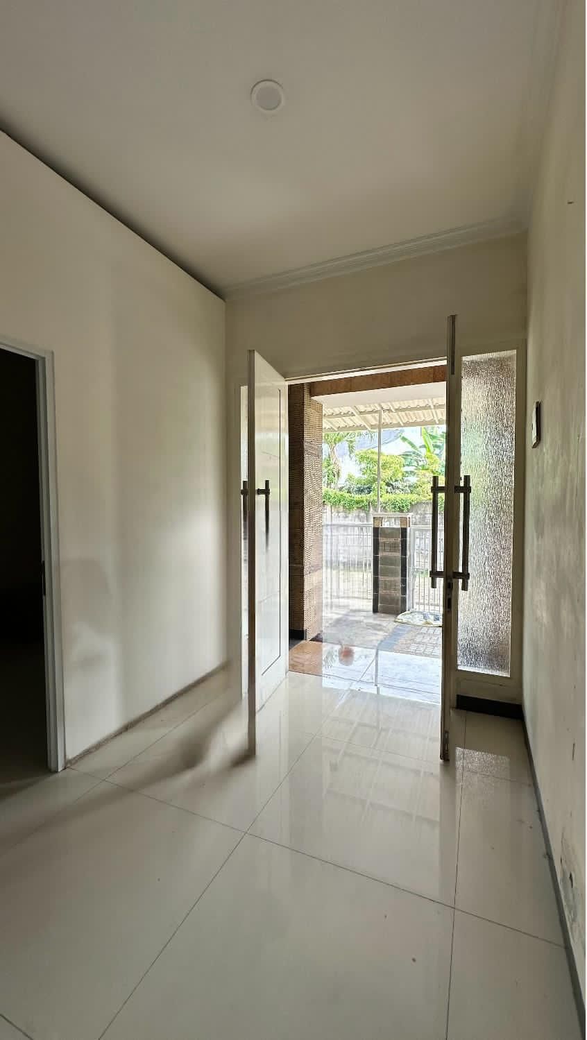 Rumah Dijual di Jakarta Barat, foto 3 dari 10
