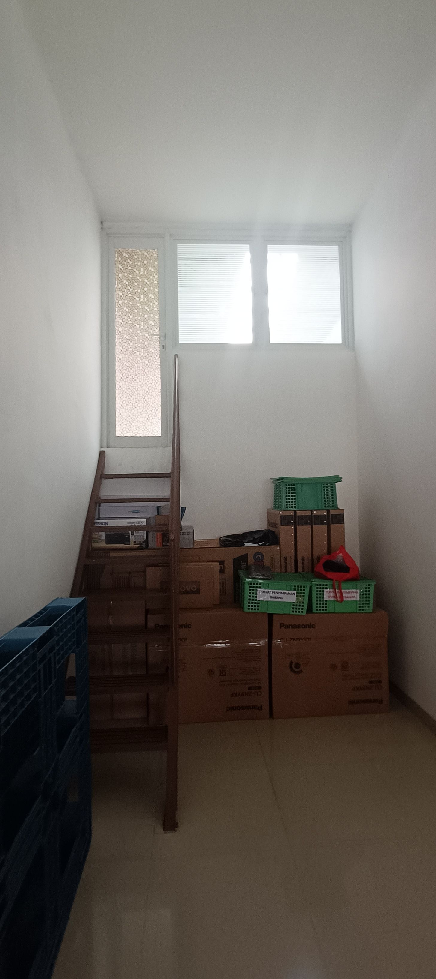 Rumah Disewa di Jakarta Barat, foto 9 dari 9