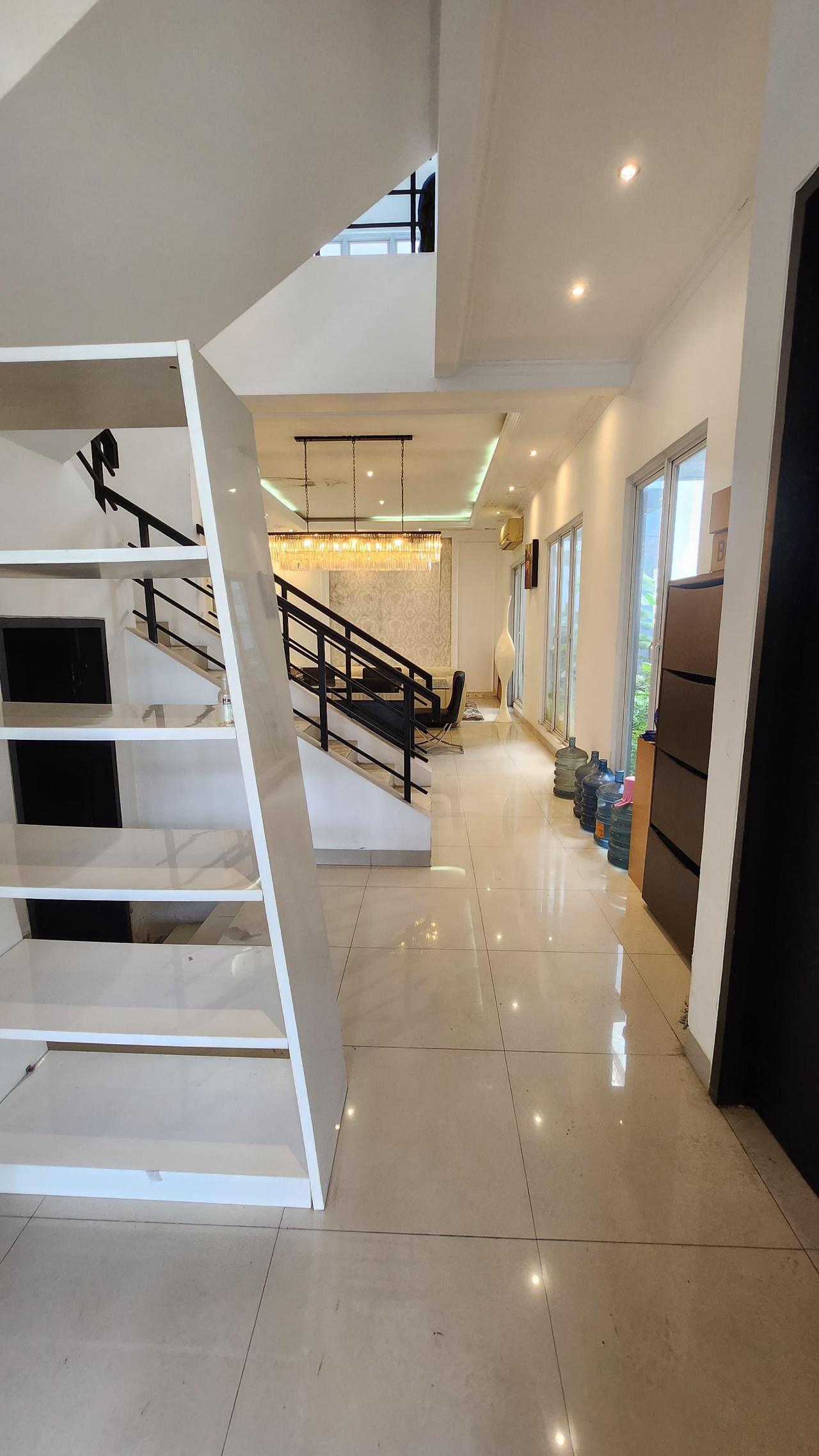 Rumah Dijual di Tangerang, foto 1 dari 6