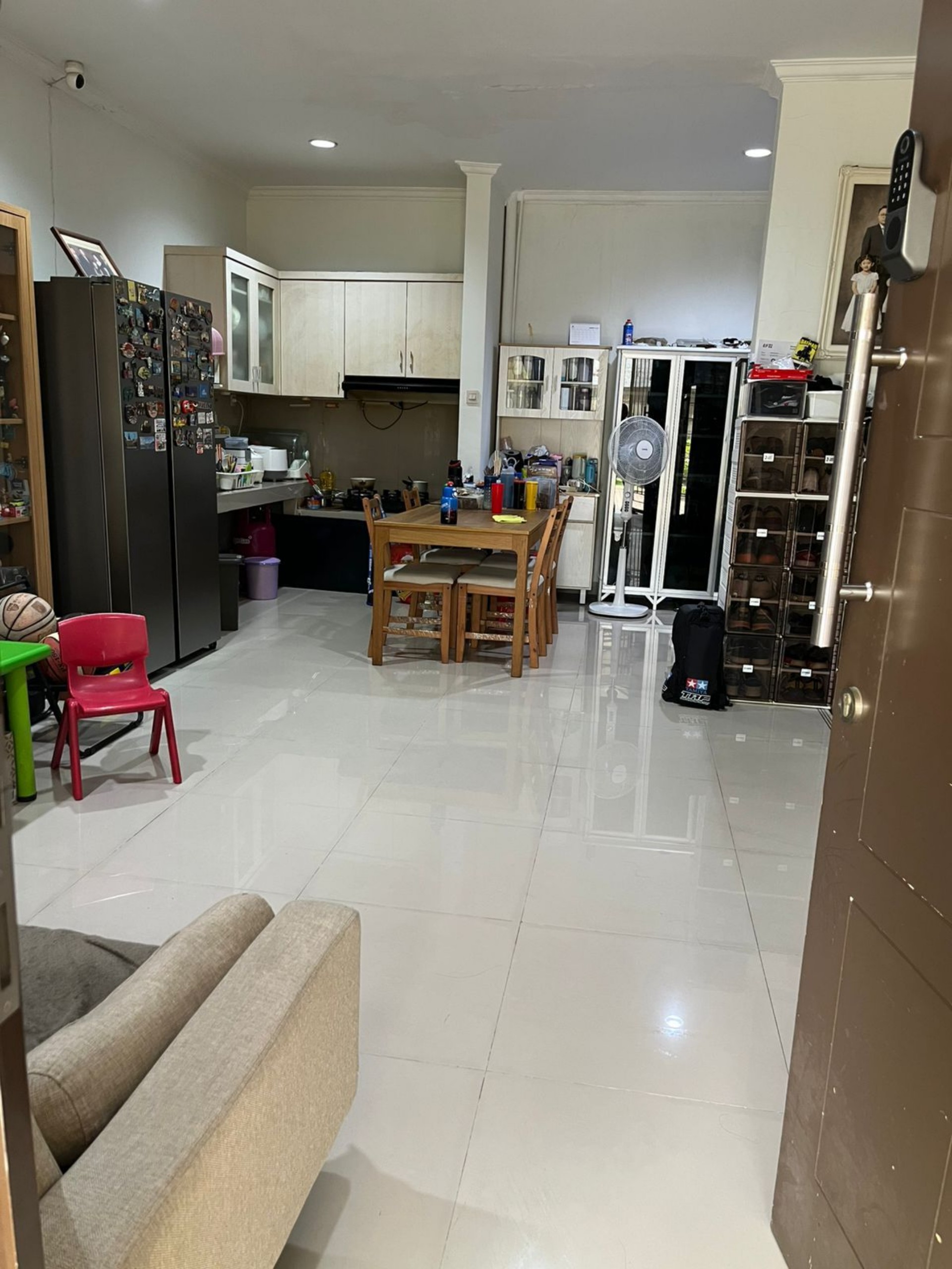 Rumah Dijual di Tangerang, foto 1 dari 10