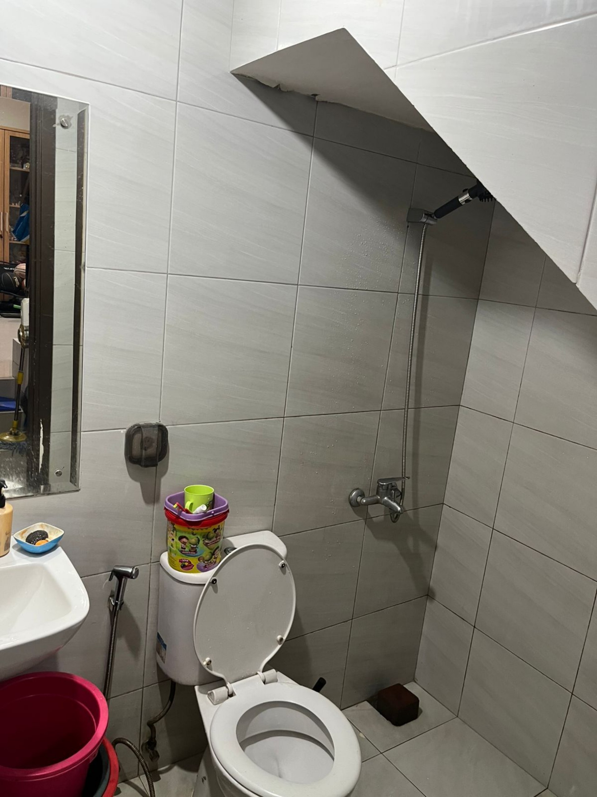 Rumah Dijual di Tangerang, foto 1 dari 10