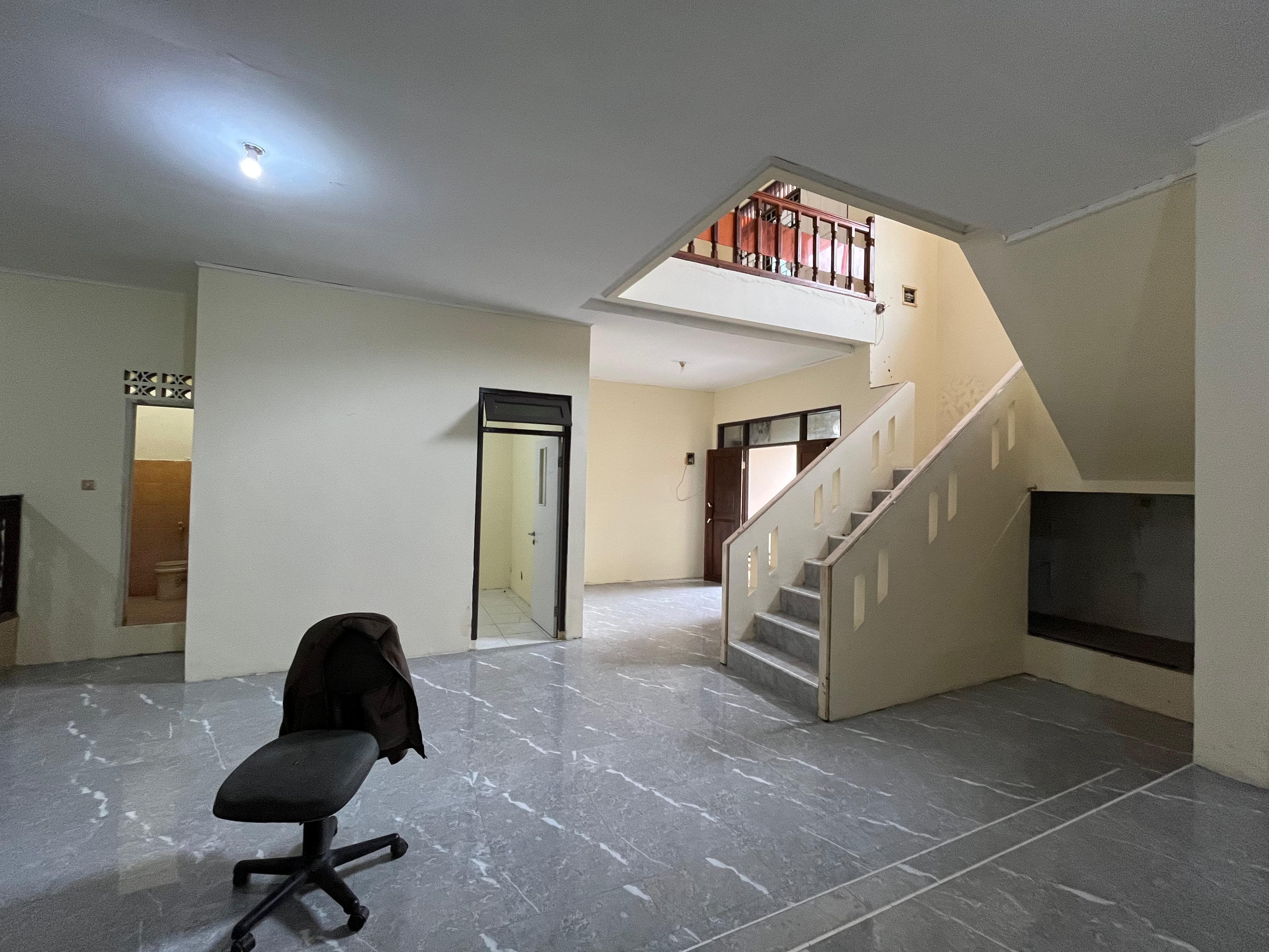 Rumah Dijual di Jakarta Timur, foto 1 dari 10