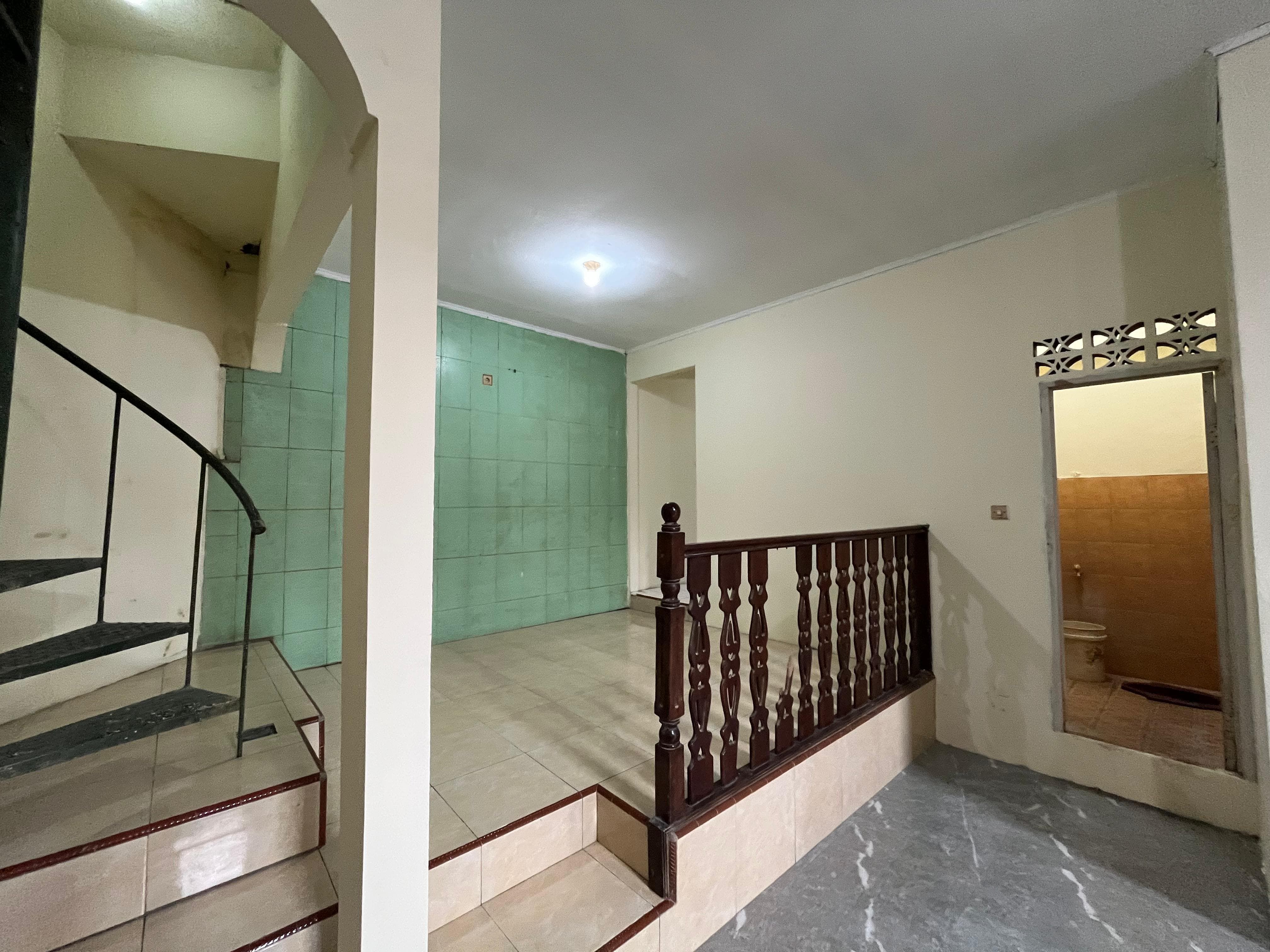 Rumah Dijual di Jakarta Timur, foto 1 dari 10