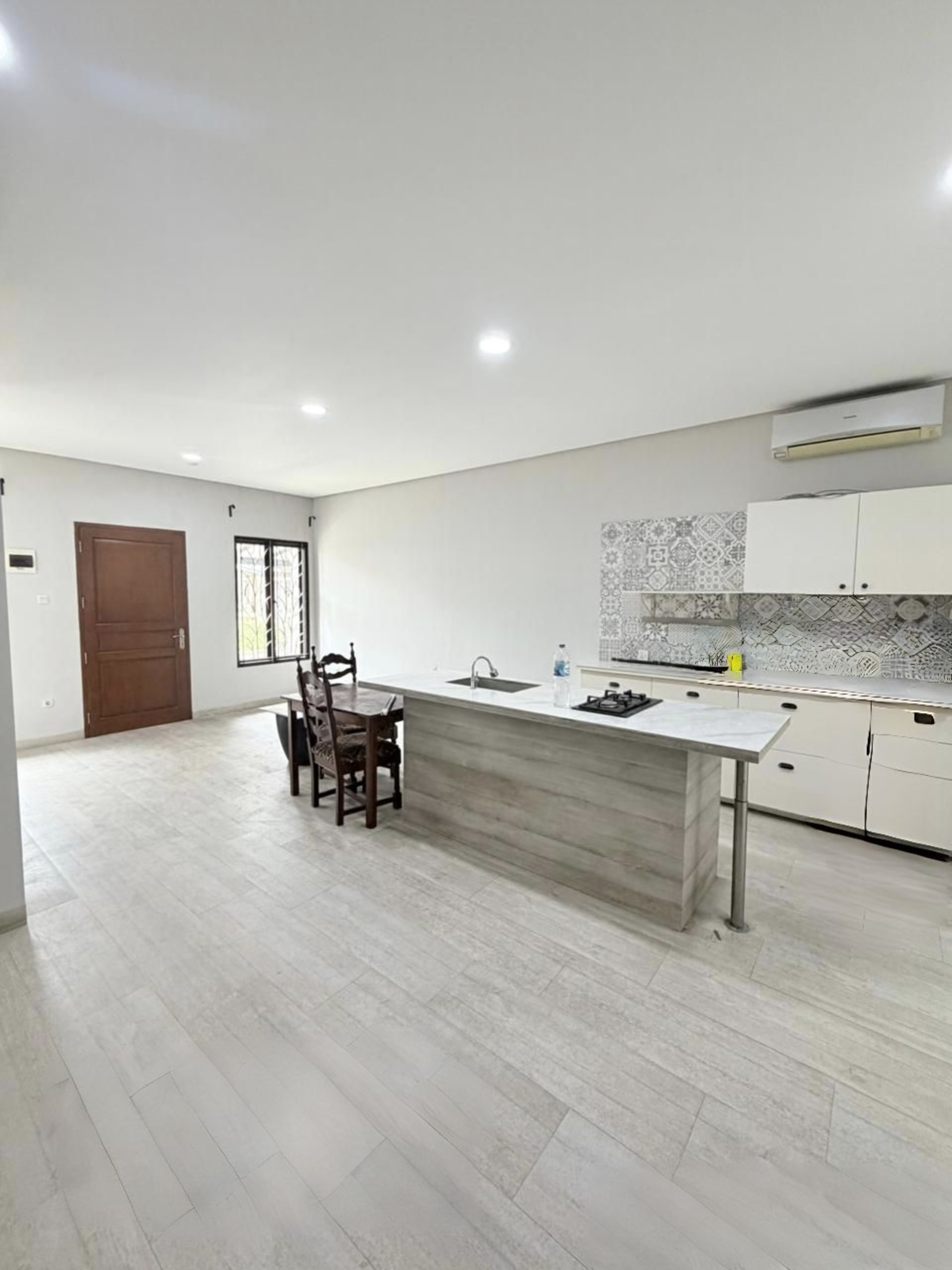 Rumah Dijual di Tangerang, foto 1 dari 7
