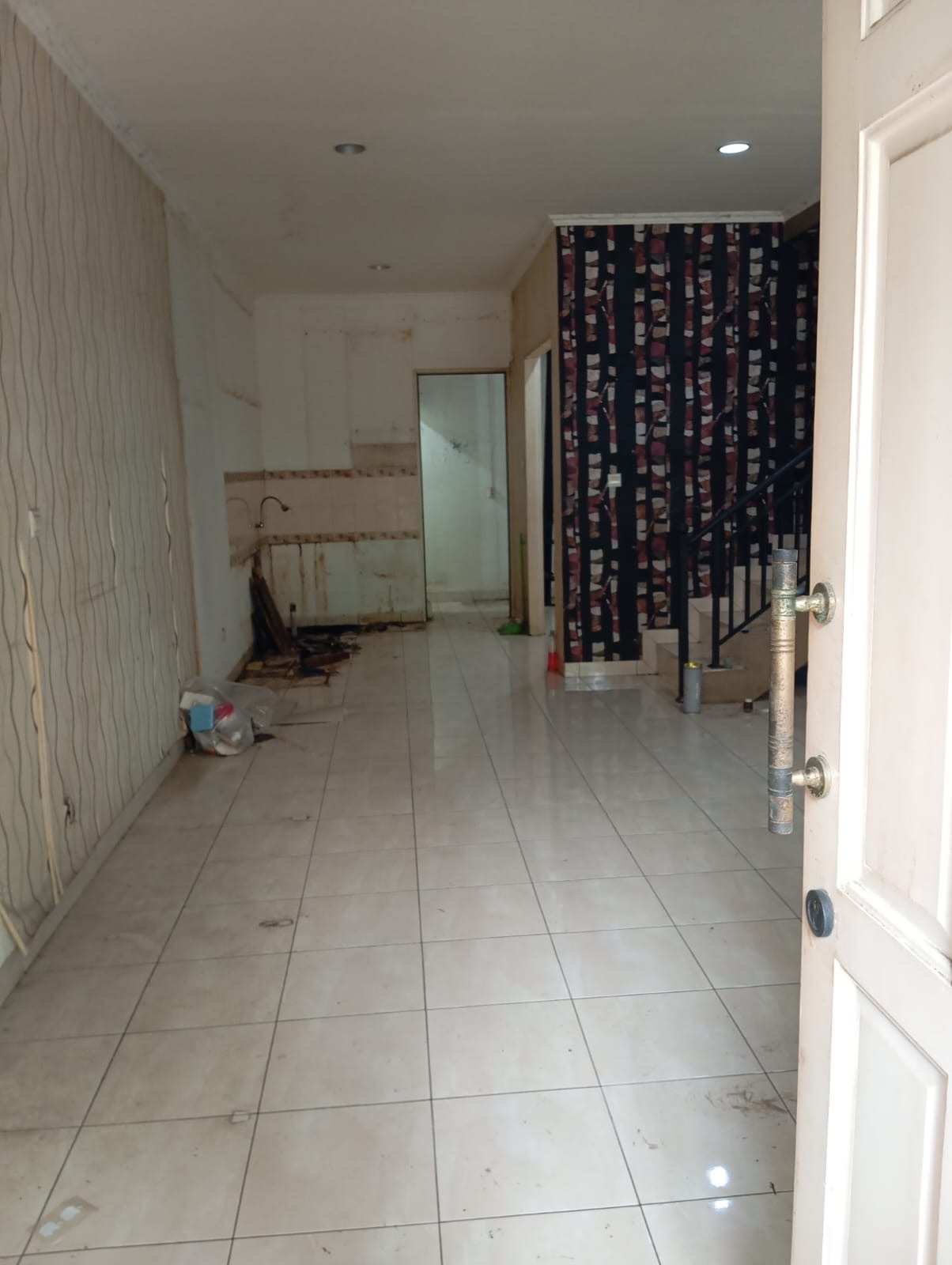 Rumah Dijual di Jakarta Barat, foto 3 dari 5
