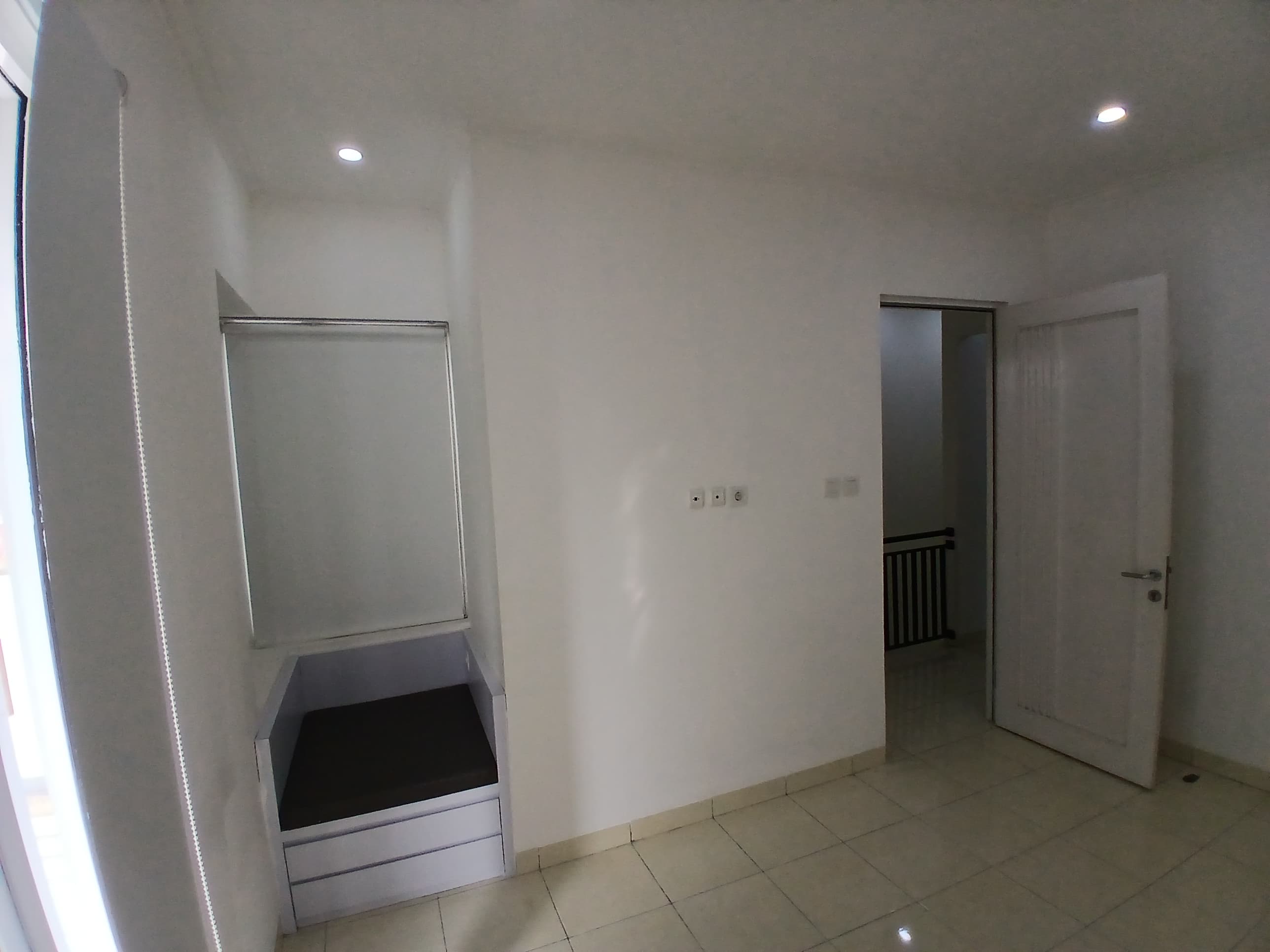 Rumah Dijual di Jakarta Barat, foto 6 dari 10