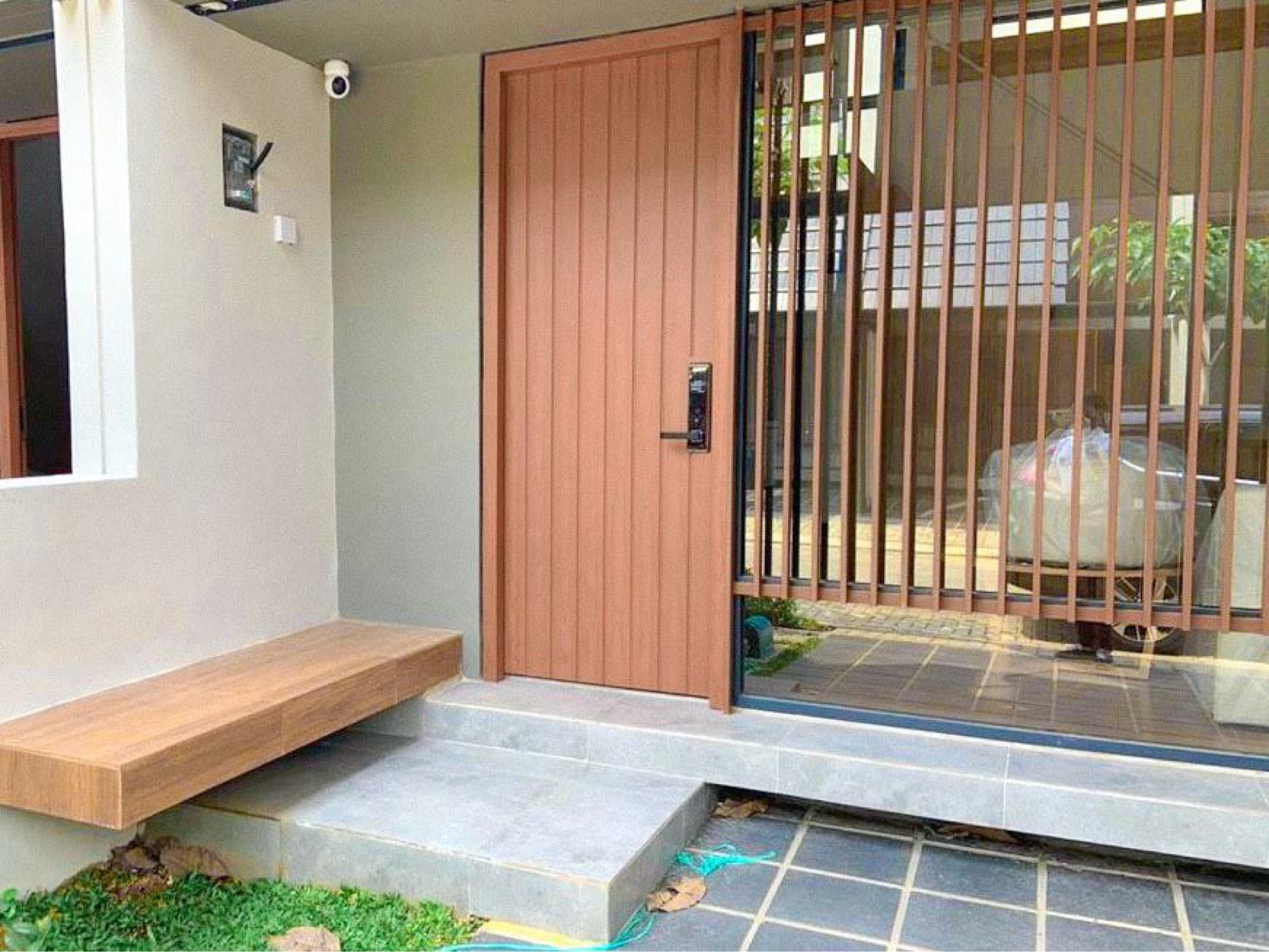 Rumah Dijual di Tangerang, foto 2 dari 7