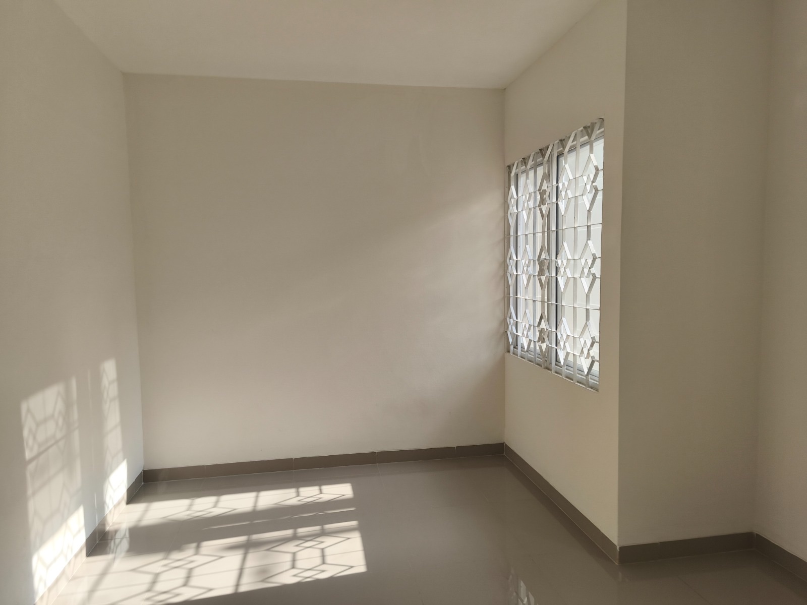 Rumah Dijual di Jakarta Barat, foto 5 dari 10