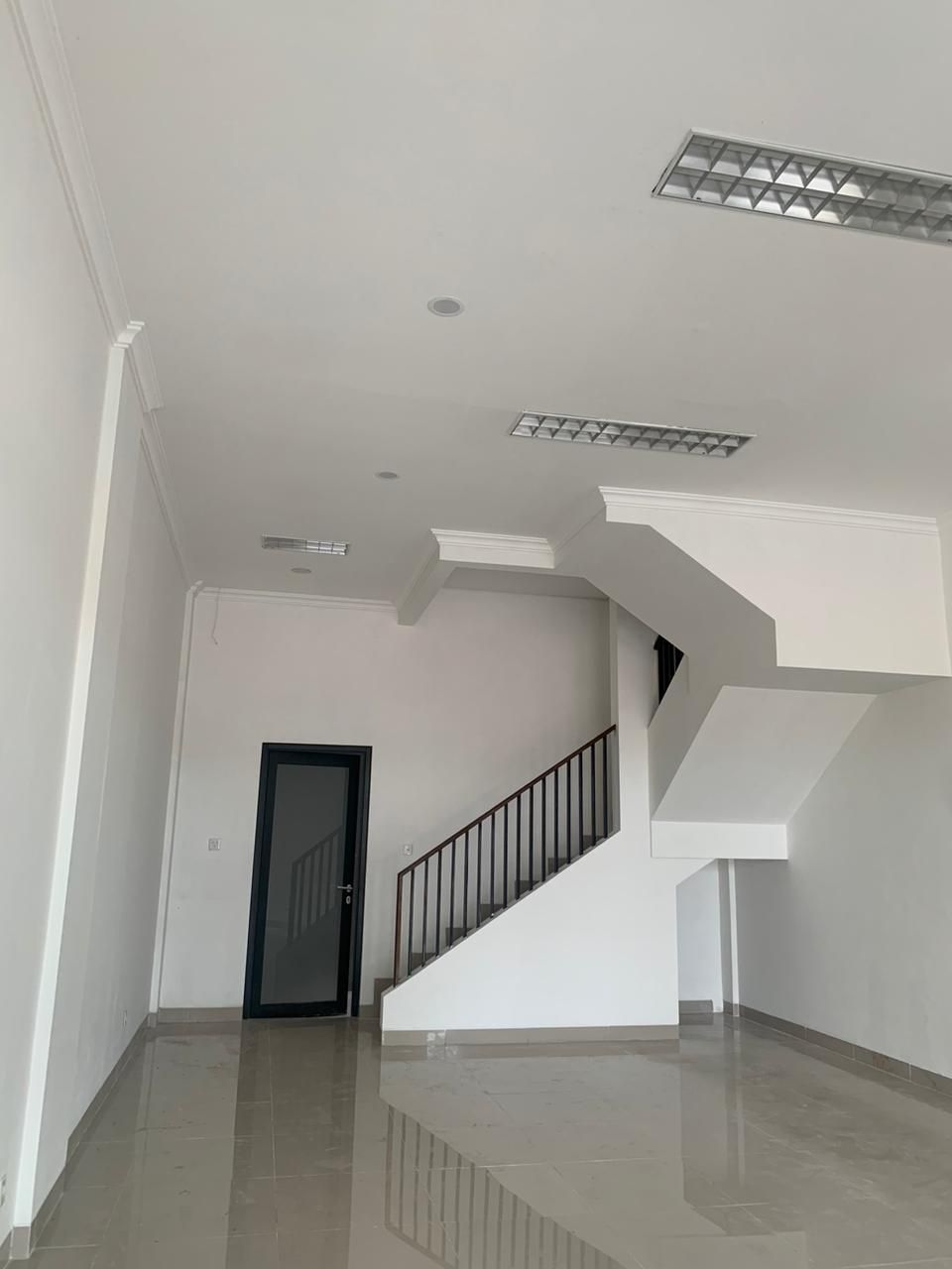 Ruko Disewa di Gading Serpong, Tangerang Selatan, foto 8 dari 10
