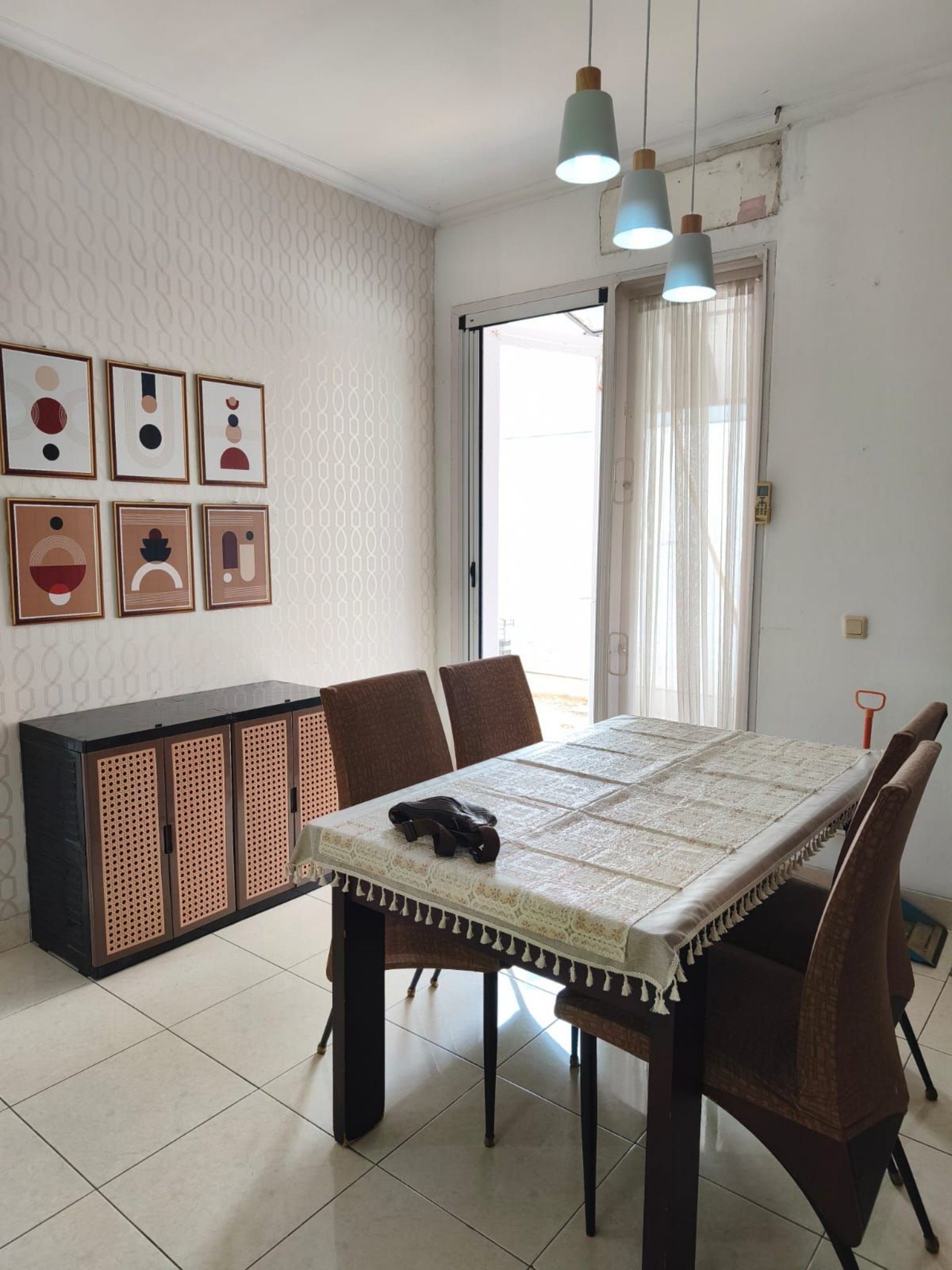 Rumah Disewa di Tangerang, foto 4 dari 10