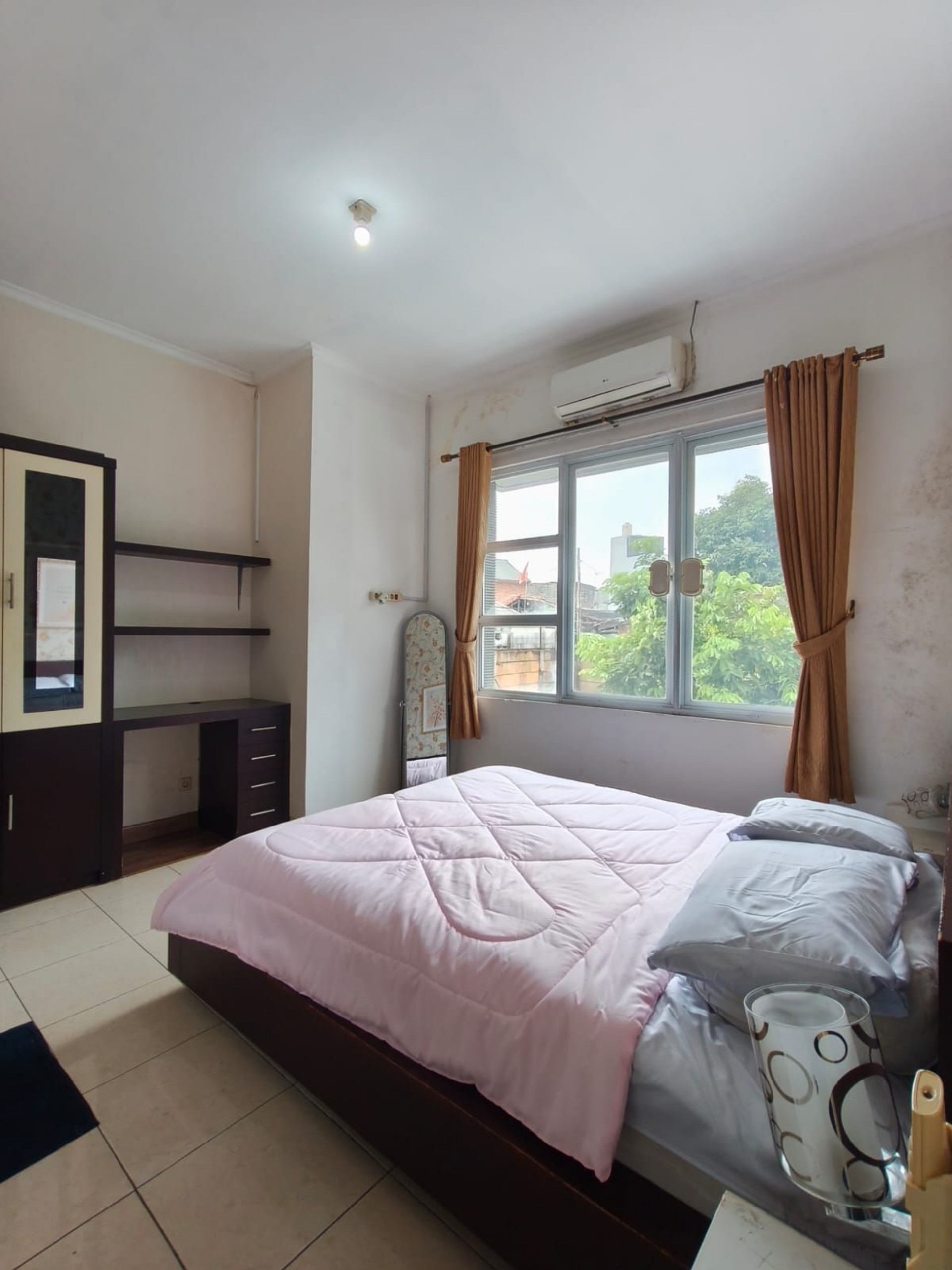 Rumah Disewa di Tangerang, foto 5 dari 10