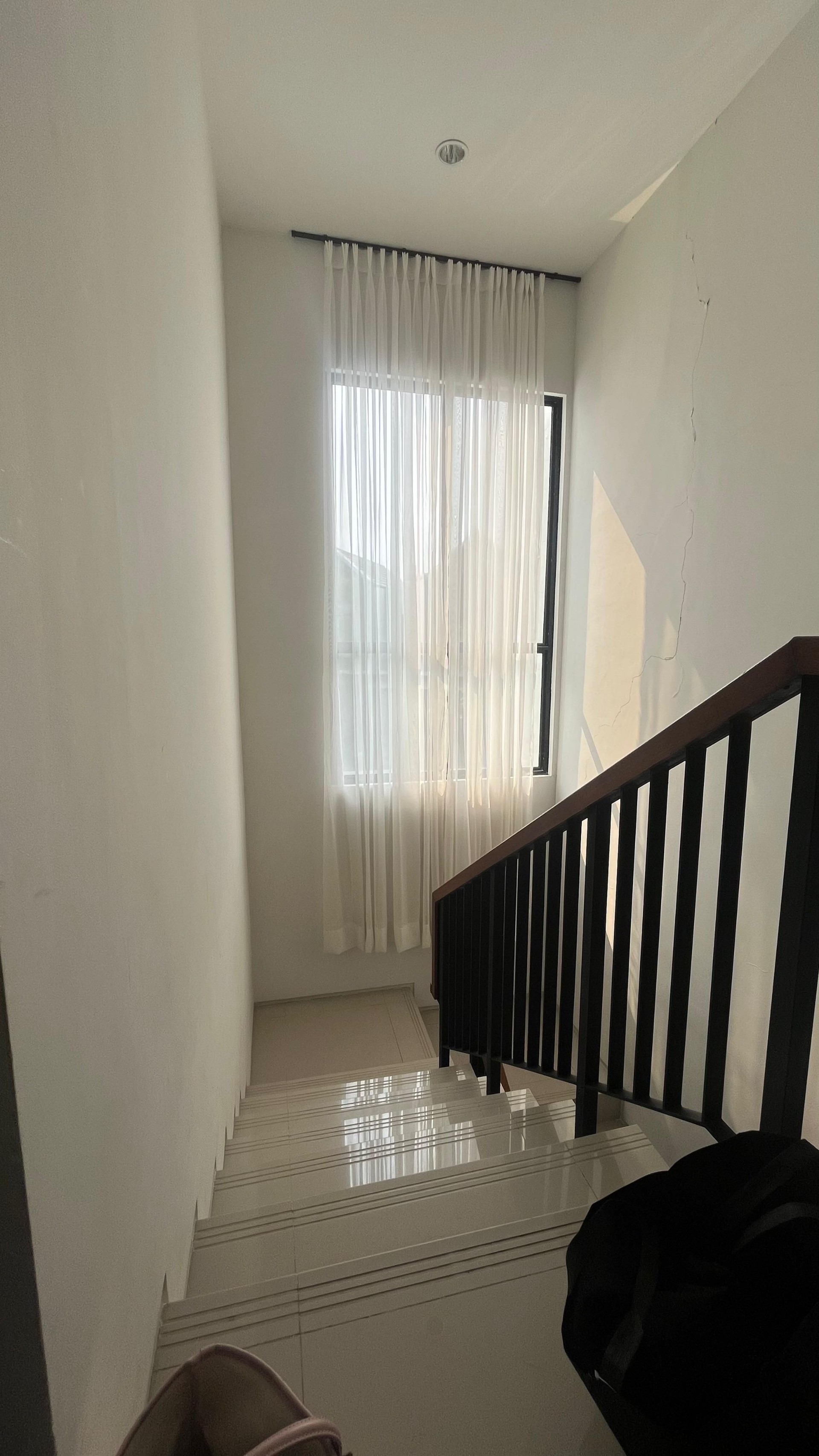 Rumah Dijual di Jakarta Barat, foto 2 dari 8