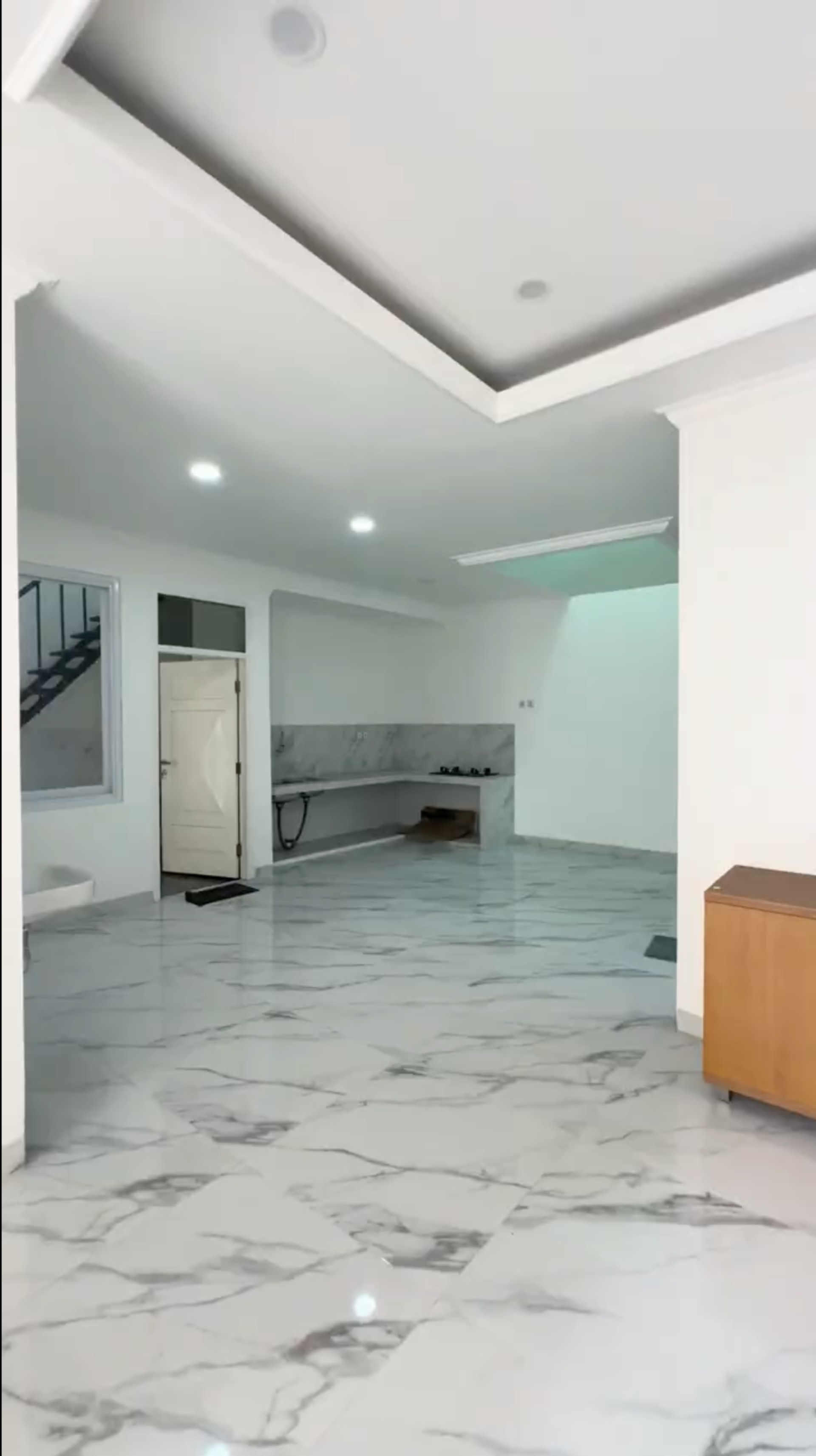 Rumah Dijual di Jakarta Barat, foto 3 dari 10