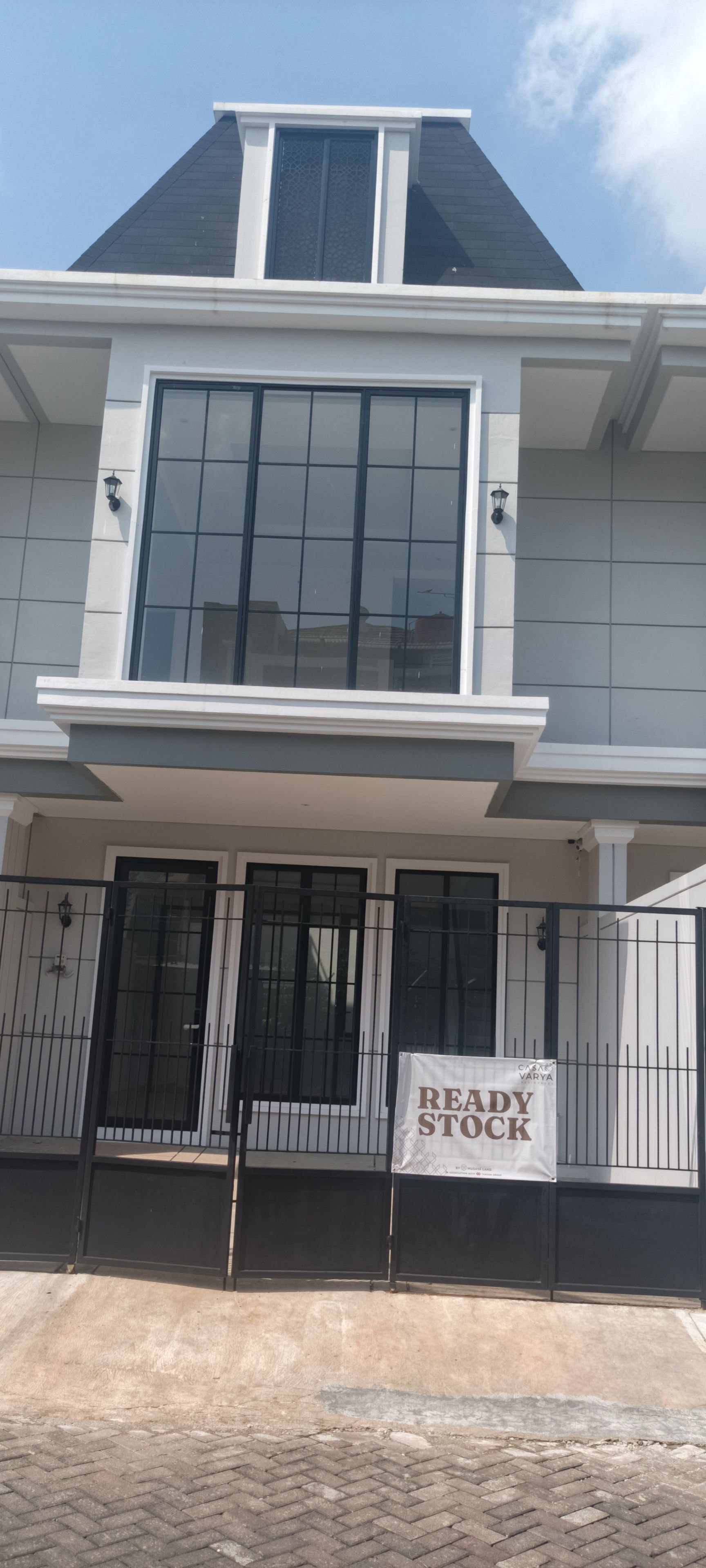 Rumah Dijual di Jakarta Barat, foto 2 dari 2