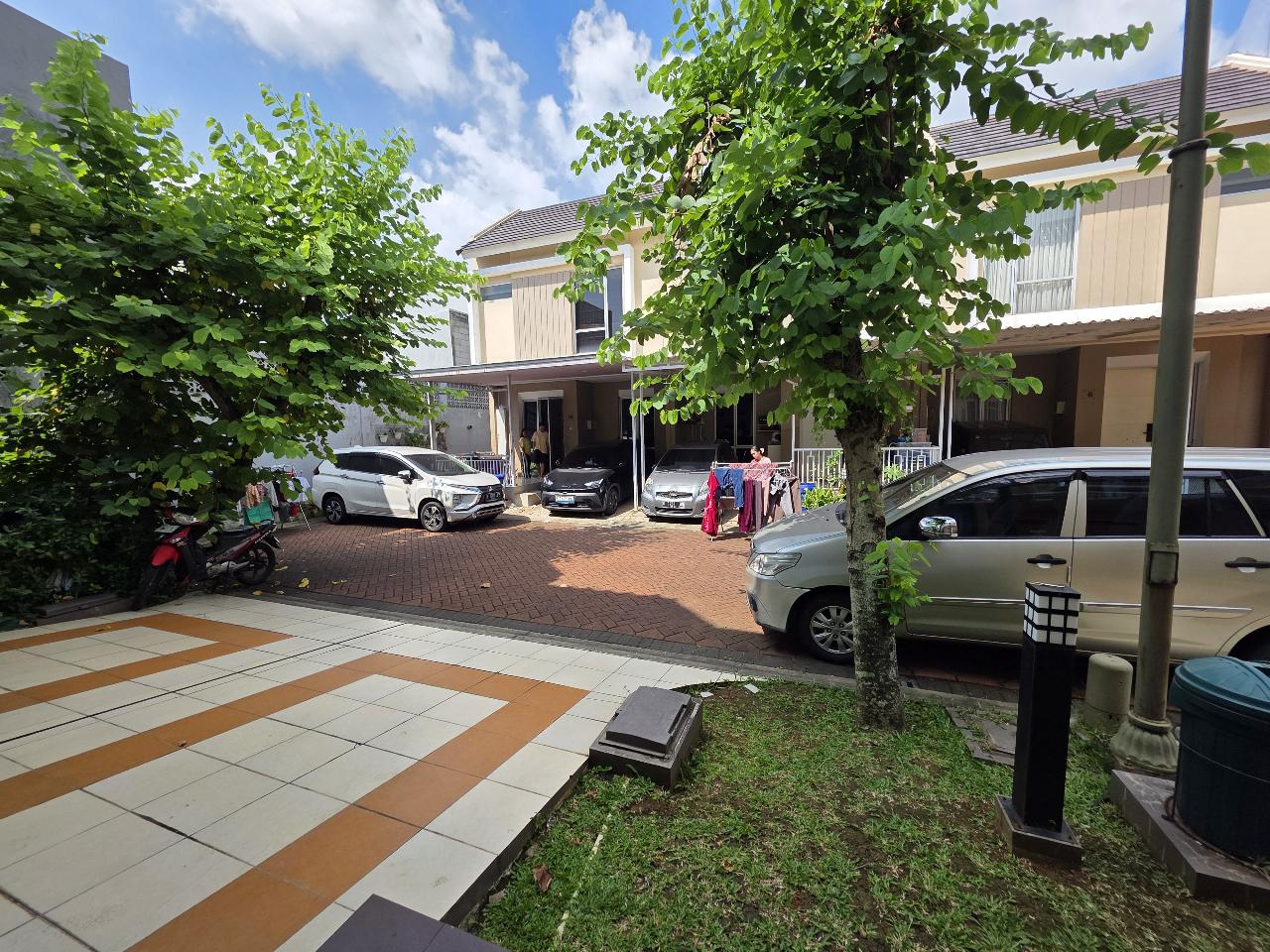 Rumah Disewa di Tangerang, foto 1 dari 8