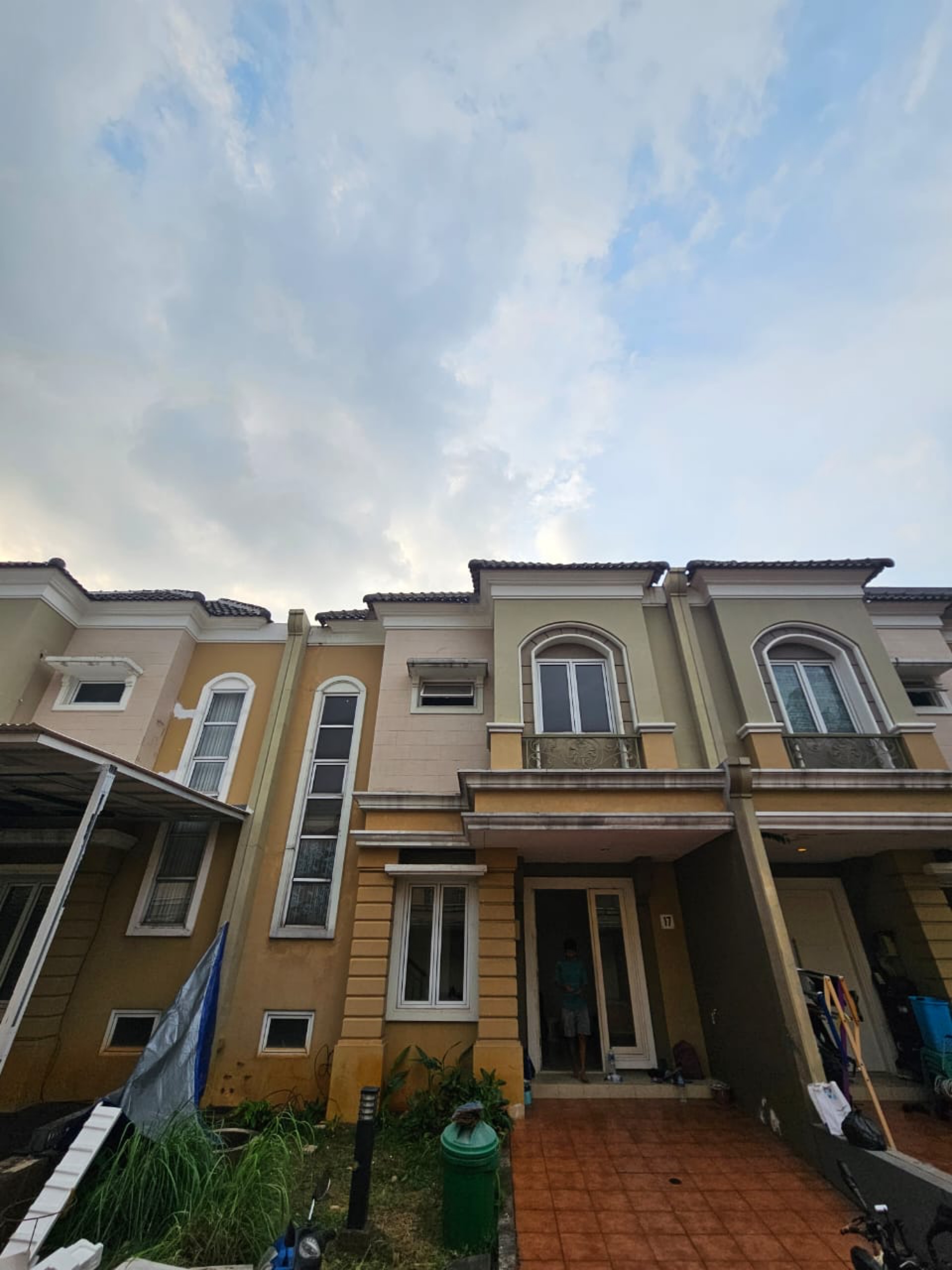 Rumah Disewa di Tangerang, foto 1 dari 9