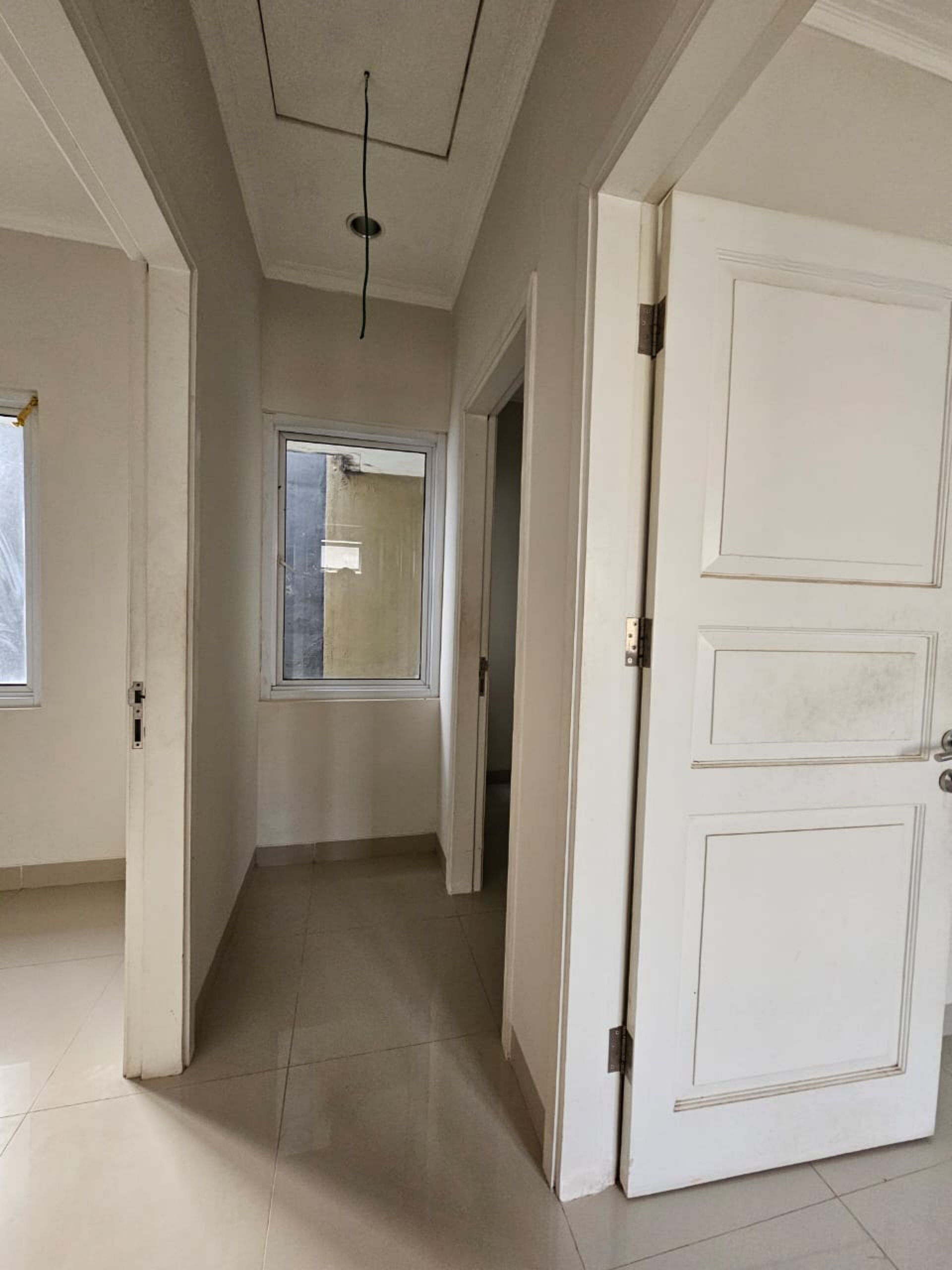 Rumah Disewa di Tangerang, foto 1 dari 9