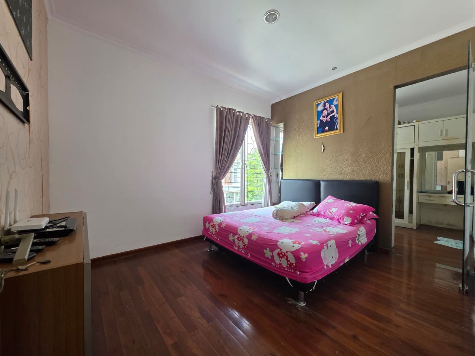 Rumah Disewa di Tangerang, foto 1 dari 10
