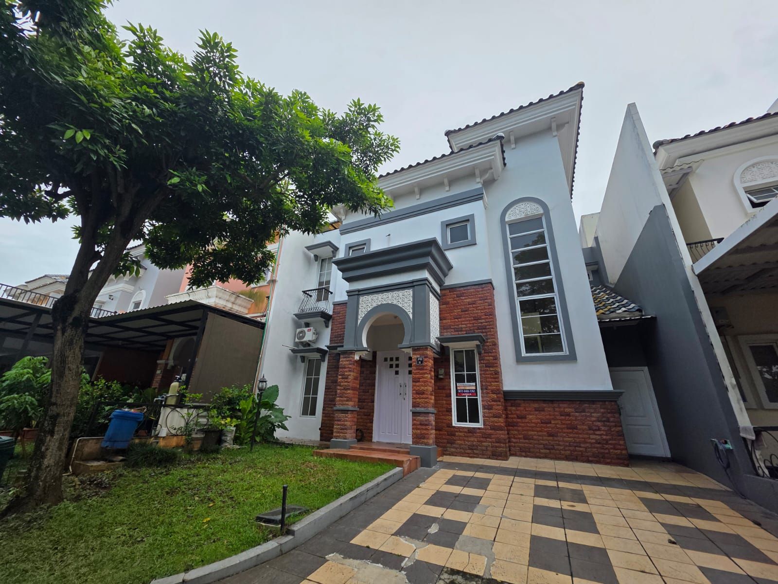 Rumah Disewa di Tangerang, foto 1 dari 8
