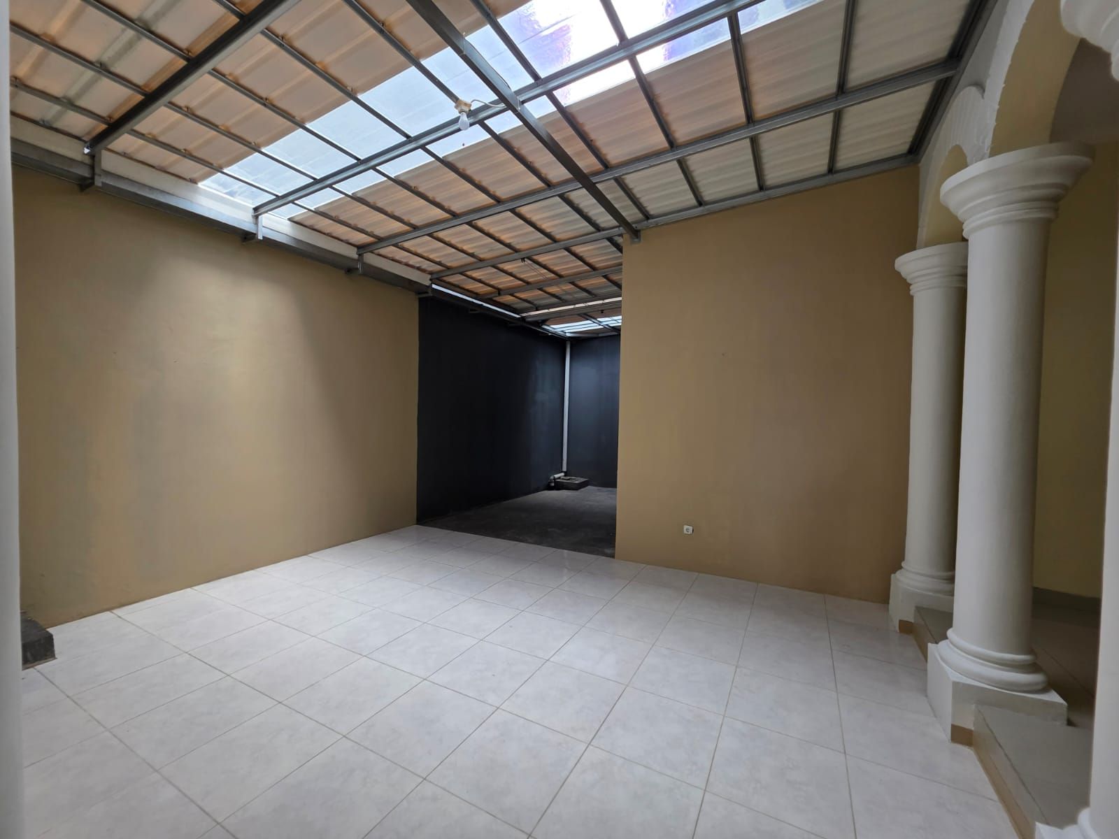 Rumah Disewa di Tangerang, foto 1 dari 8
