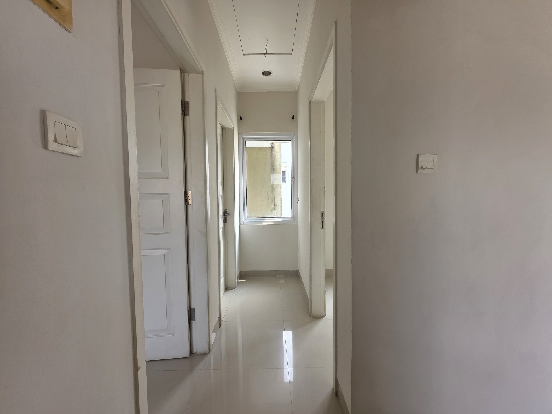 Rumah Disewa di Tangerang, foto 1 dari 9