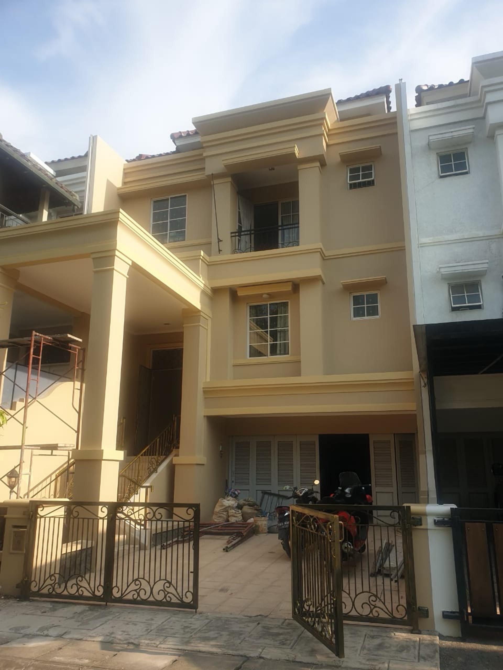 Rumah Dijual di Jakarta Utara, foto 1 dari 10