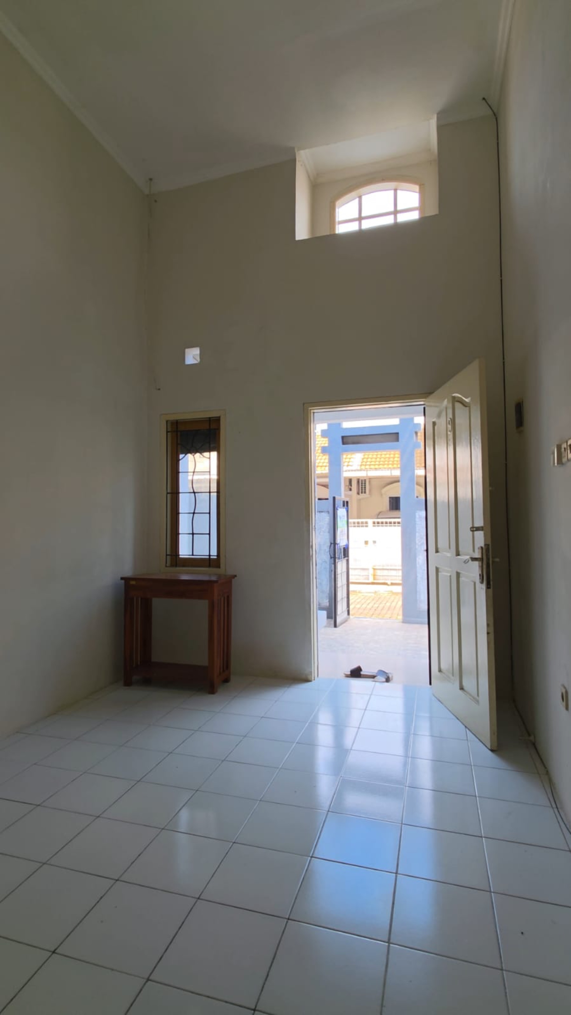 Rumah Dijual di Tangerang, foto 1 dari 10