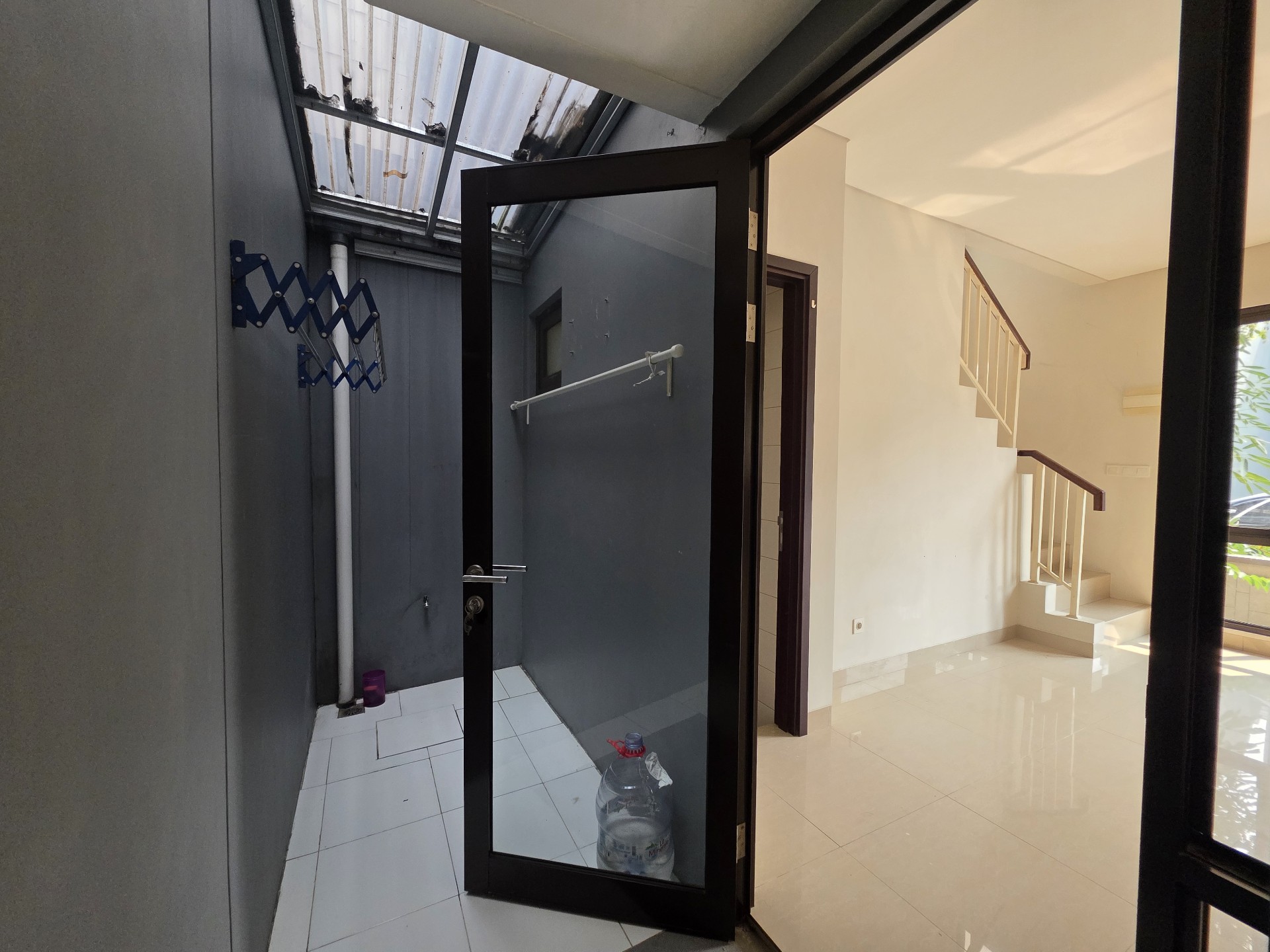Rumah Disewa di Tangerang, foto 1 dari 9