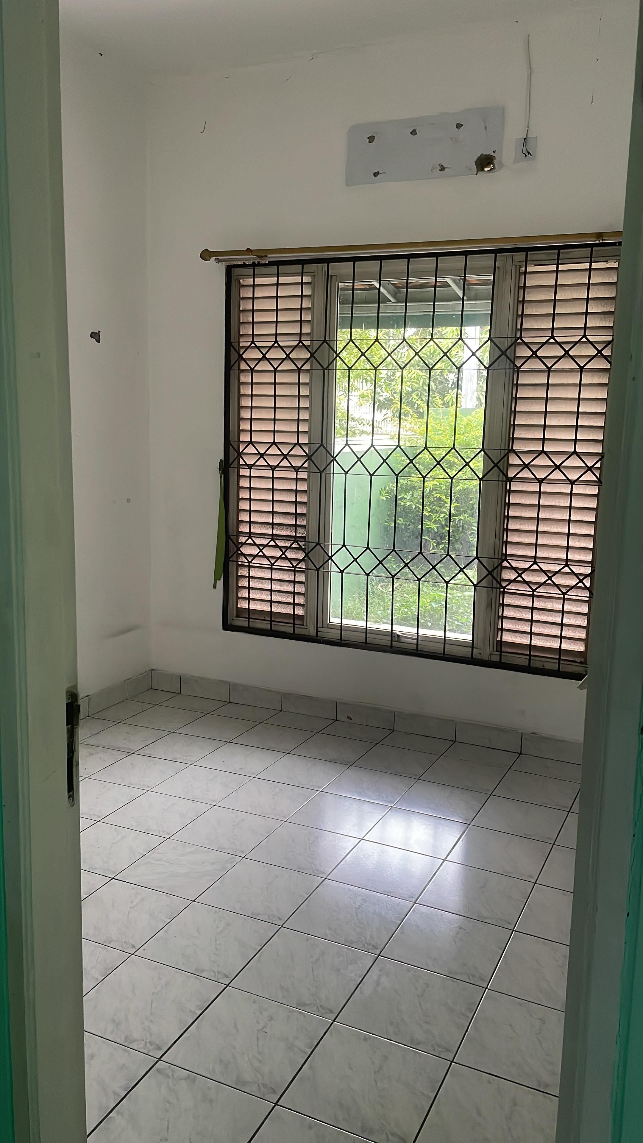Rumah Dijual di Tangerang, foto 1 dari 8