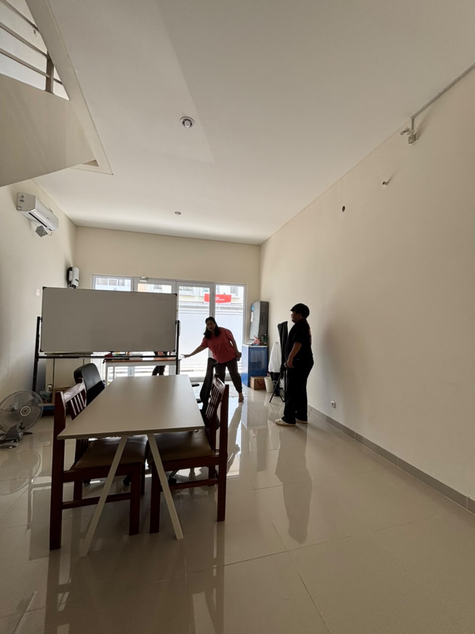 Ruko Disewa di Tangerang, foto 1 dari 7