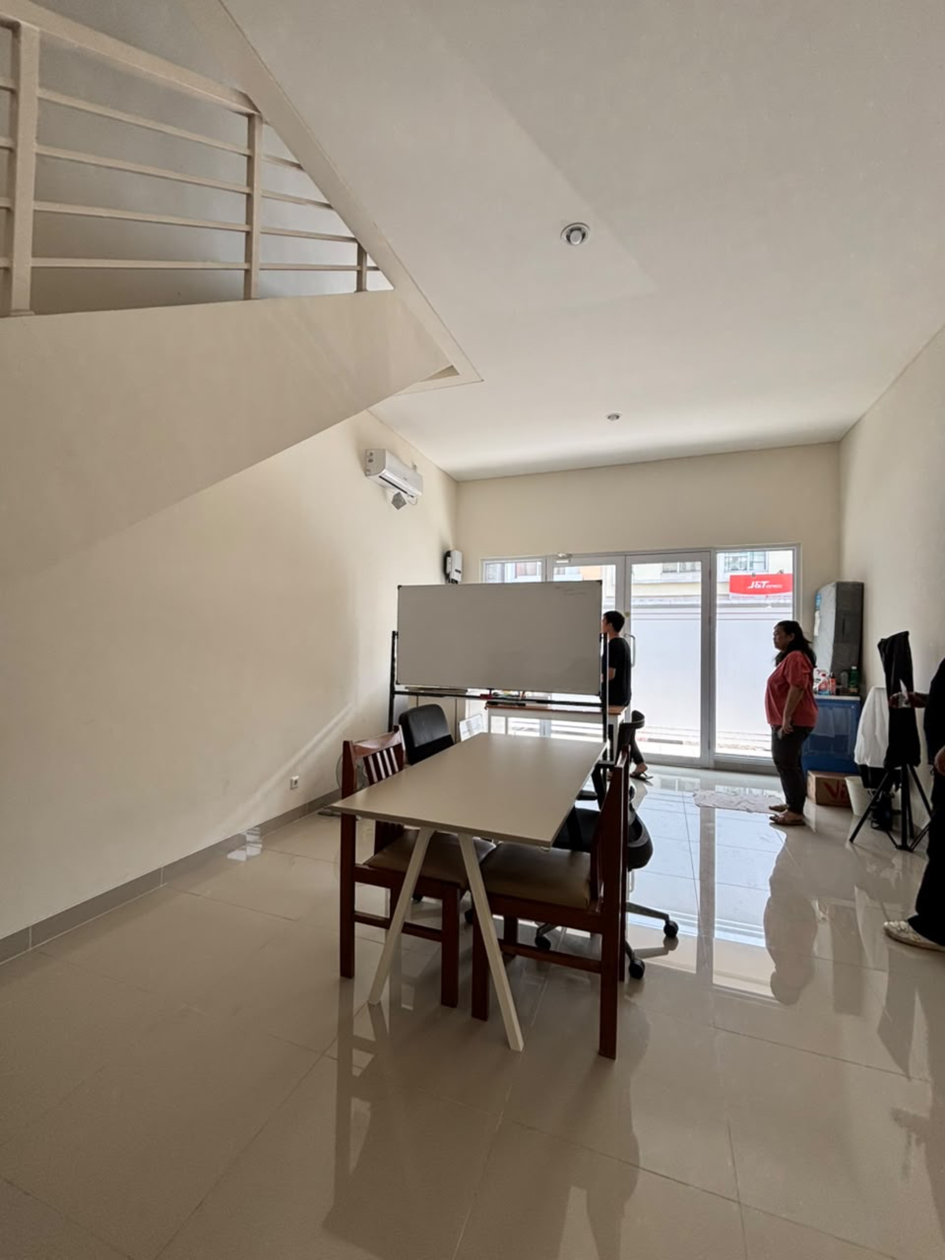 Ruko Disewa di Tangerang, foto 1 dari 7