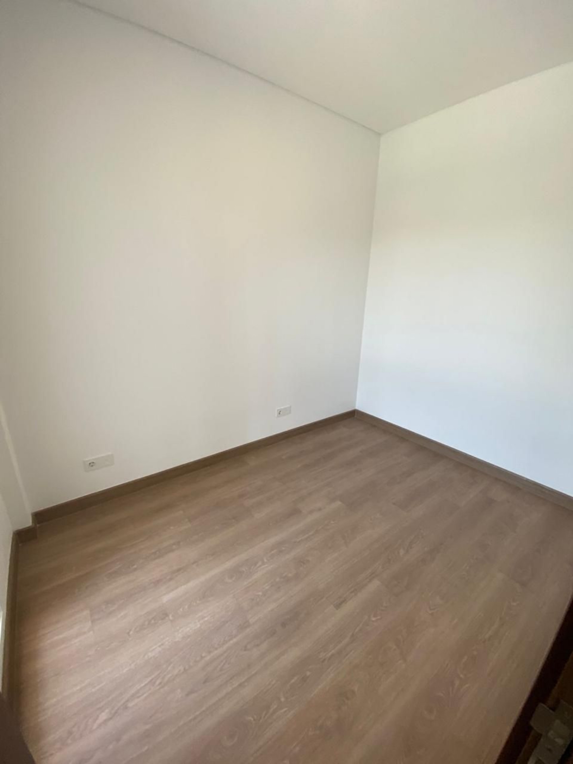 Rumah Dijual di Tangerang, foto 1 dari 8