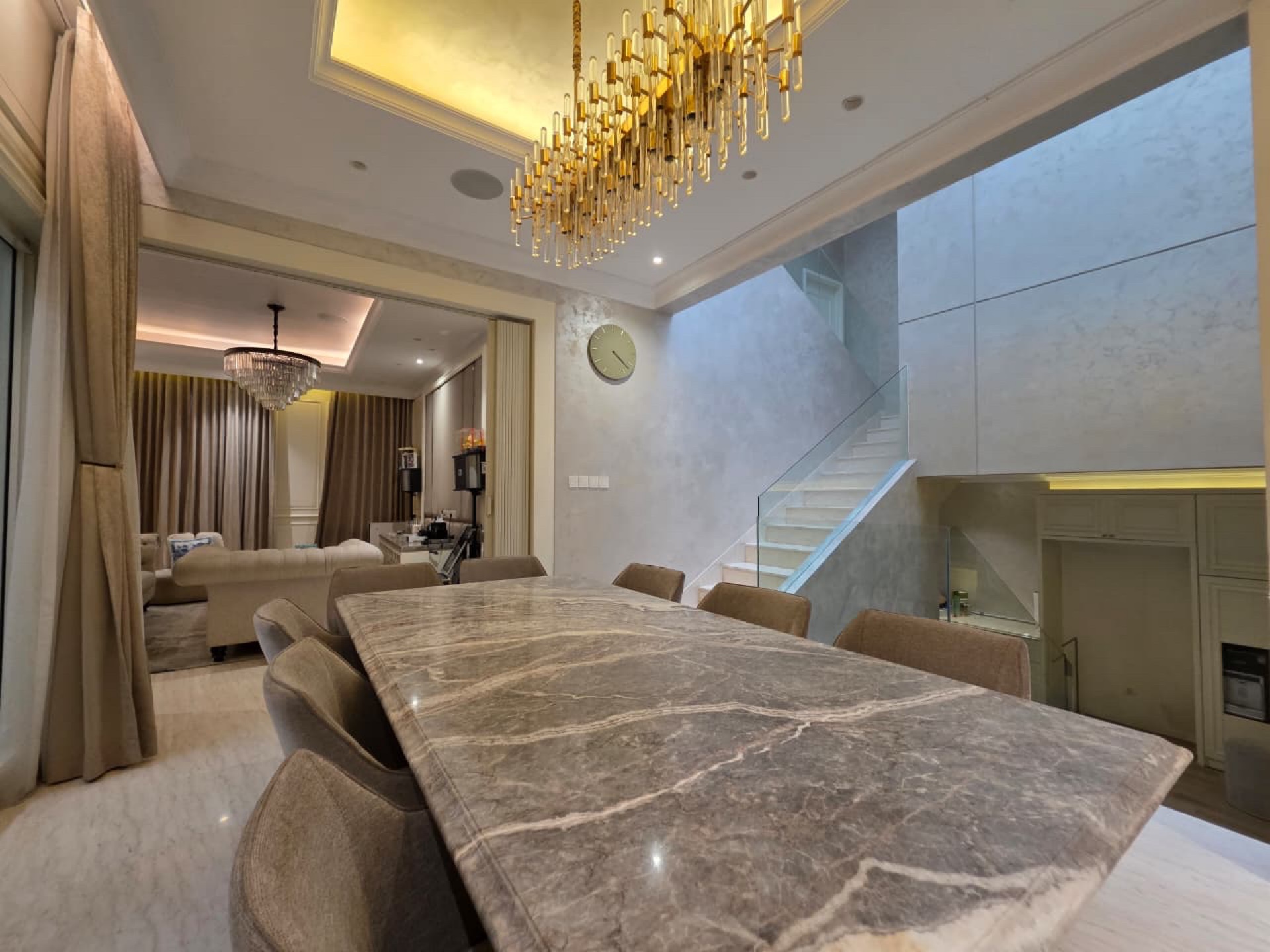 Rumah Dijual di Tangerang, foto 1 dari 10