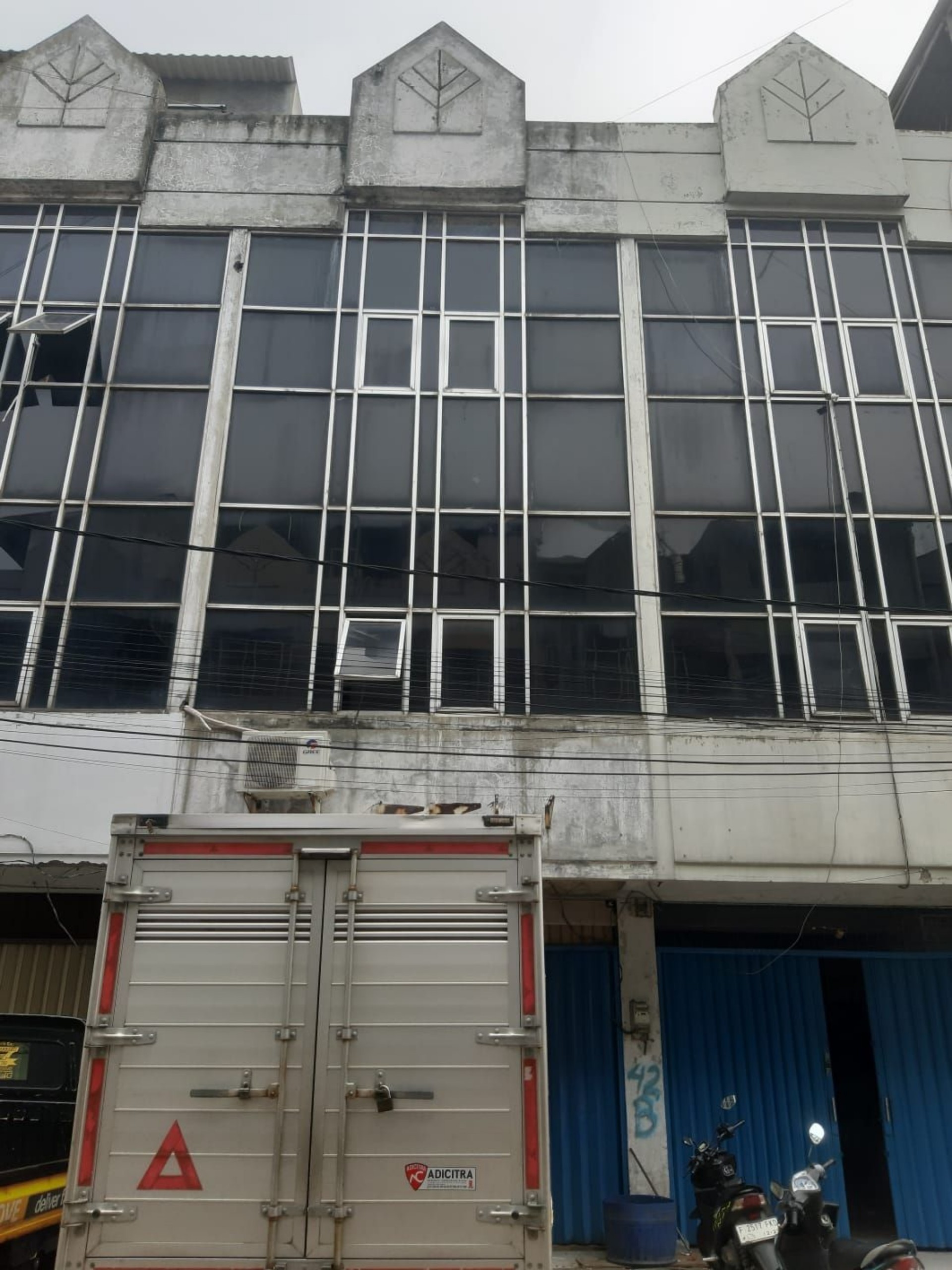Ruko Dijual di Jakarta Barat, foto 1 dari 3