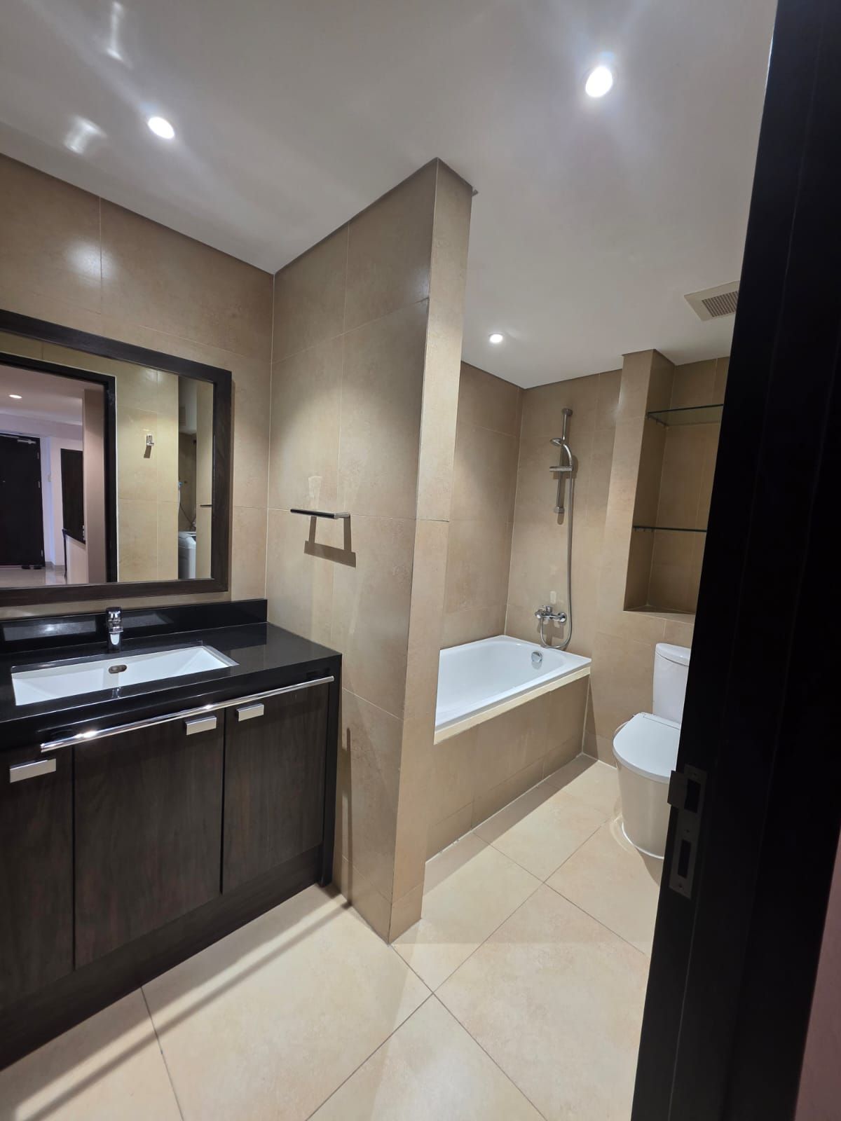 Apartemen Disewa di Tangerang, foto 1 dari 8