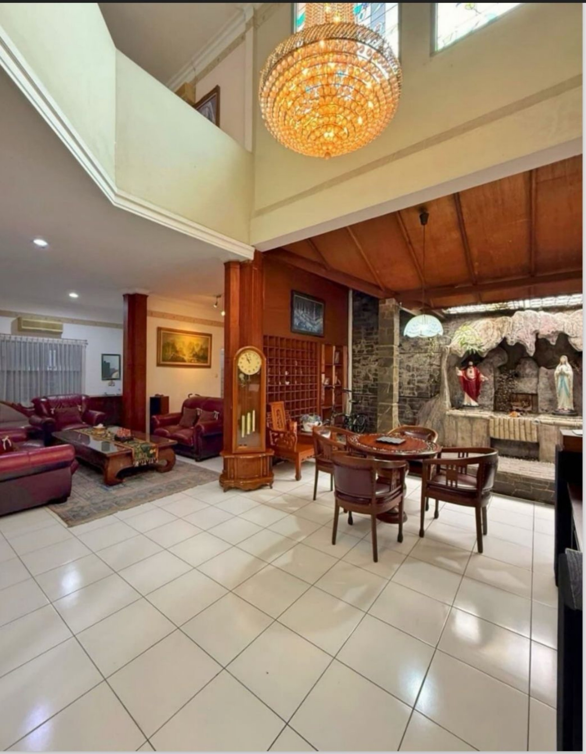 Rumah Dijual di Jakarta Selatan, foto 1 dari 8