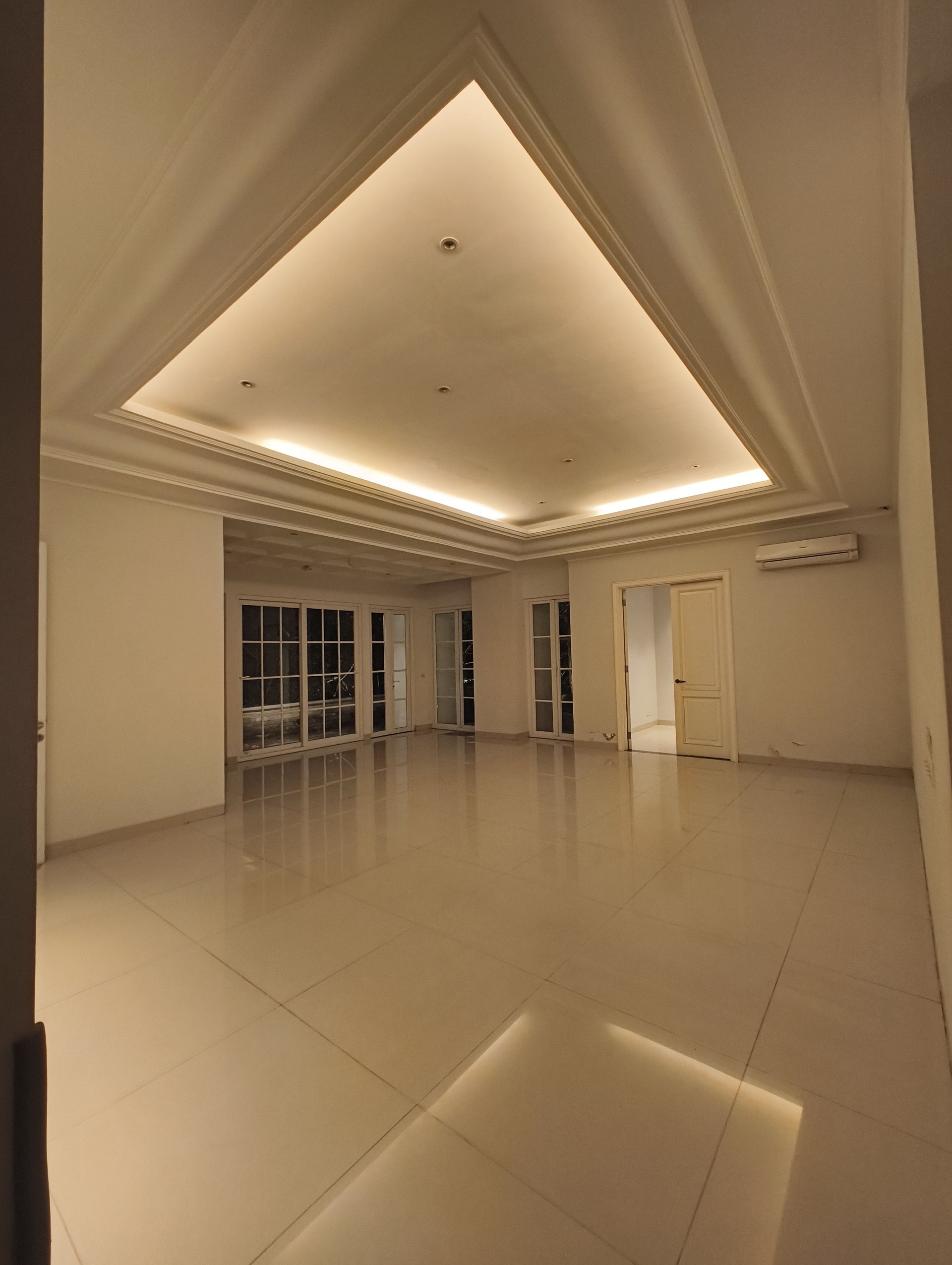 Rumah Dijual di Tangerang, foto 1 dari 10