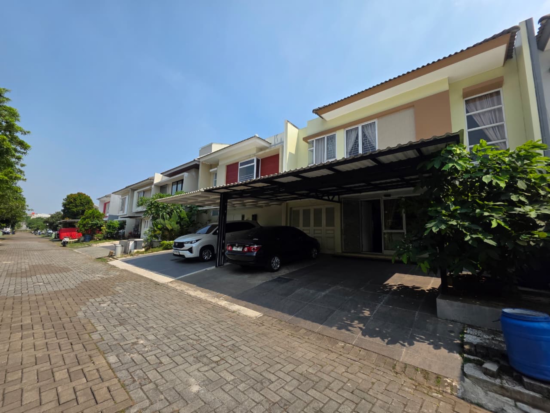 Rumah Disewa di Tangerang, foto 1 dari 10