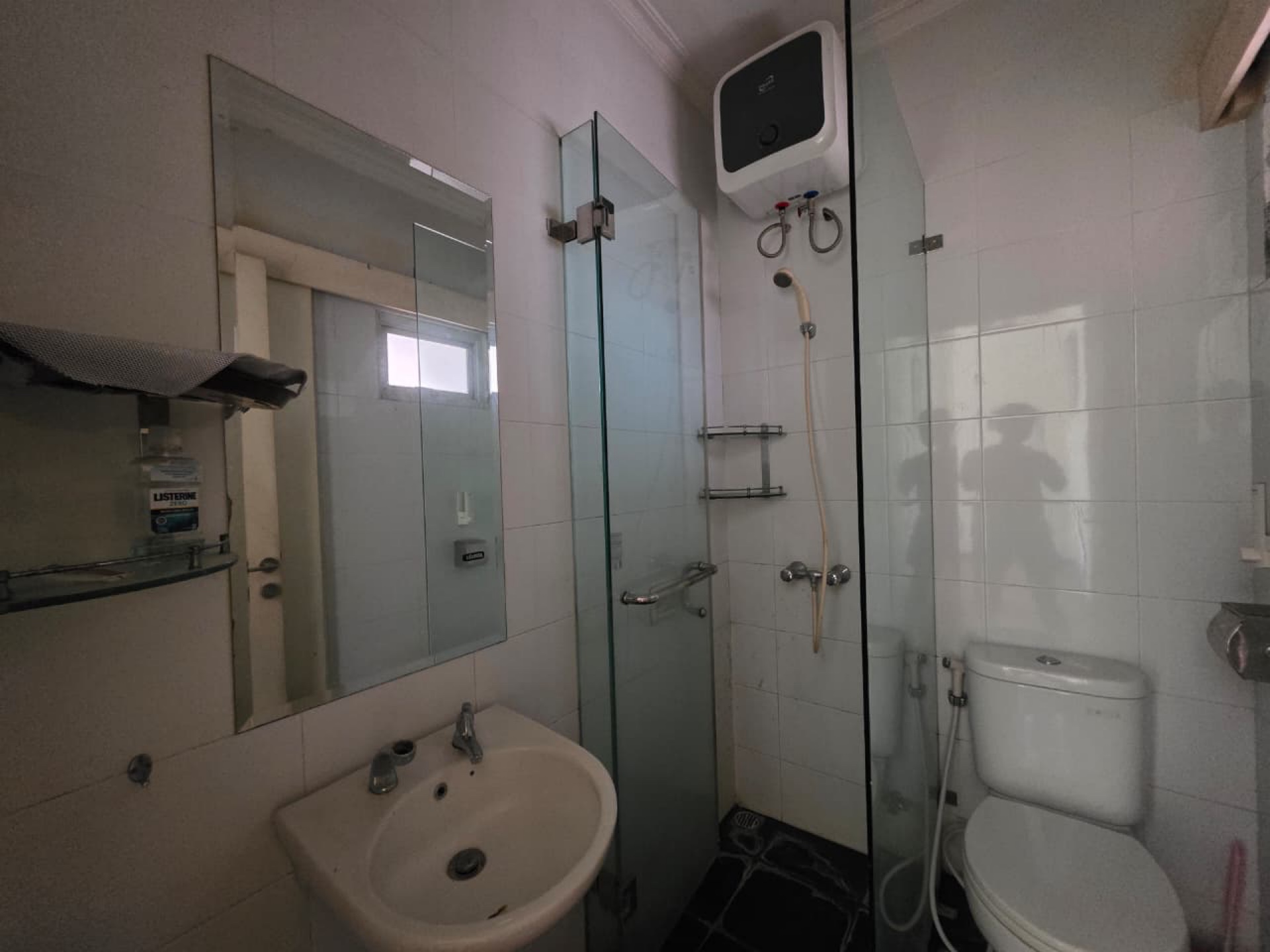 Rumah Disewa di Tangerang, foto 1 dari 10