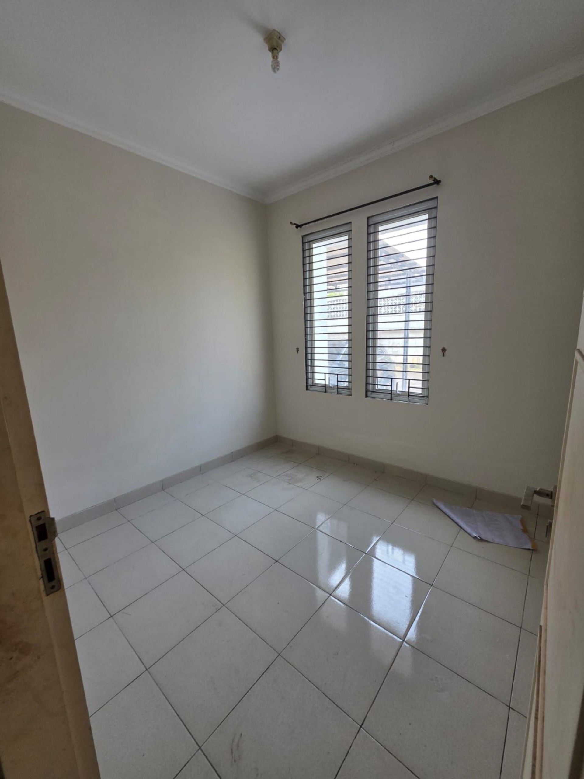 Rumah Dijual di Tangerang, foto 1 dari 10