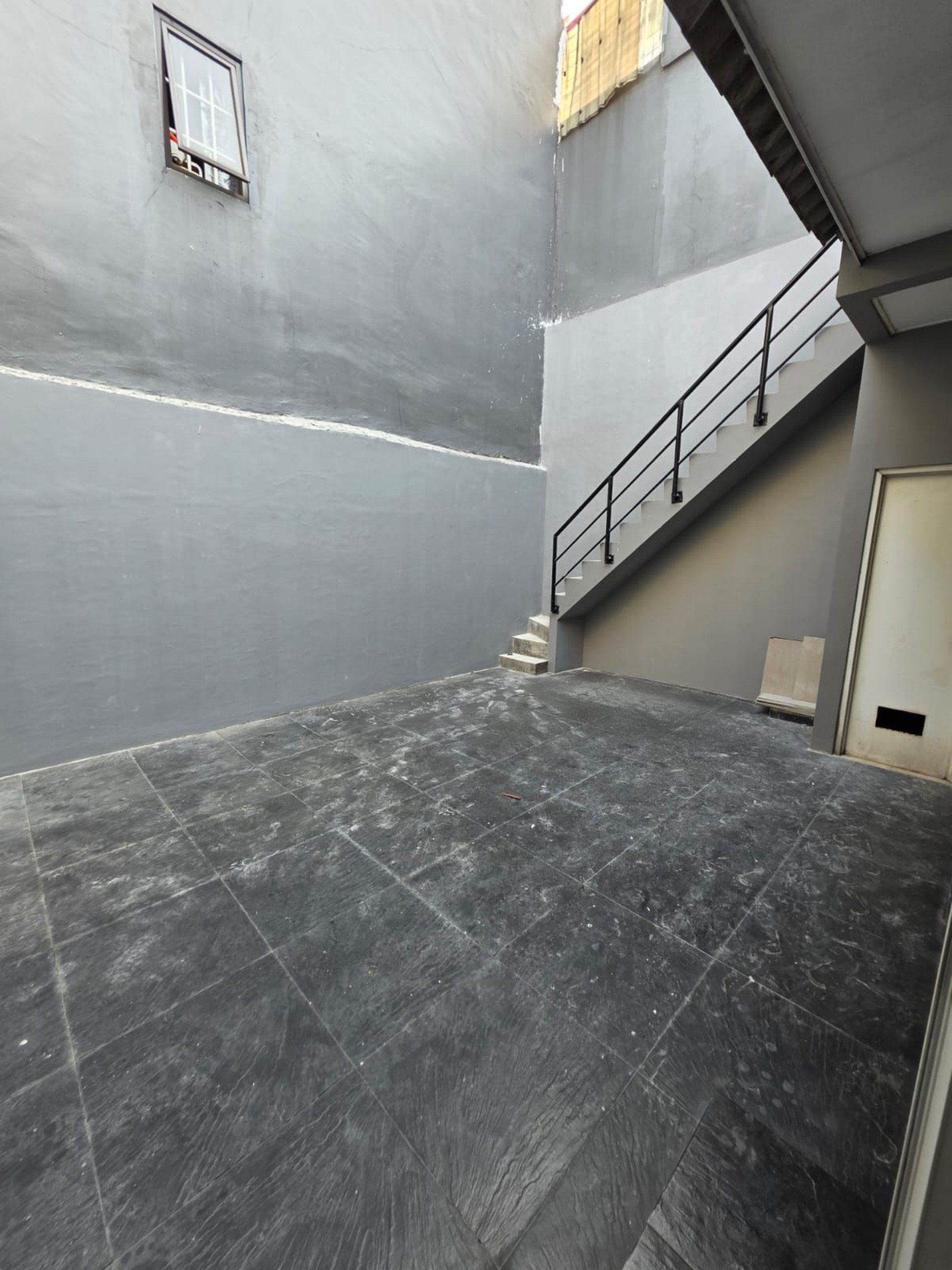 Rumah Dijual di Tangerang, foto 1 dari 10