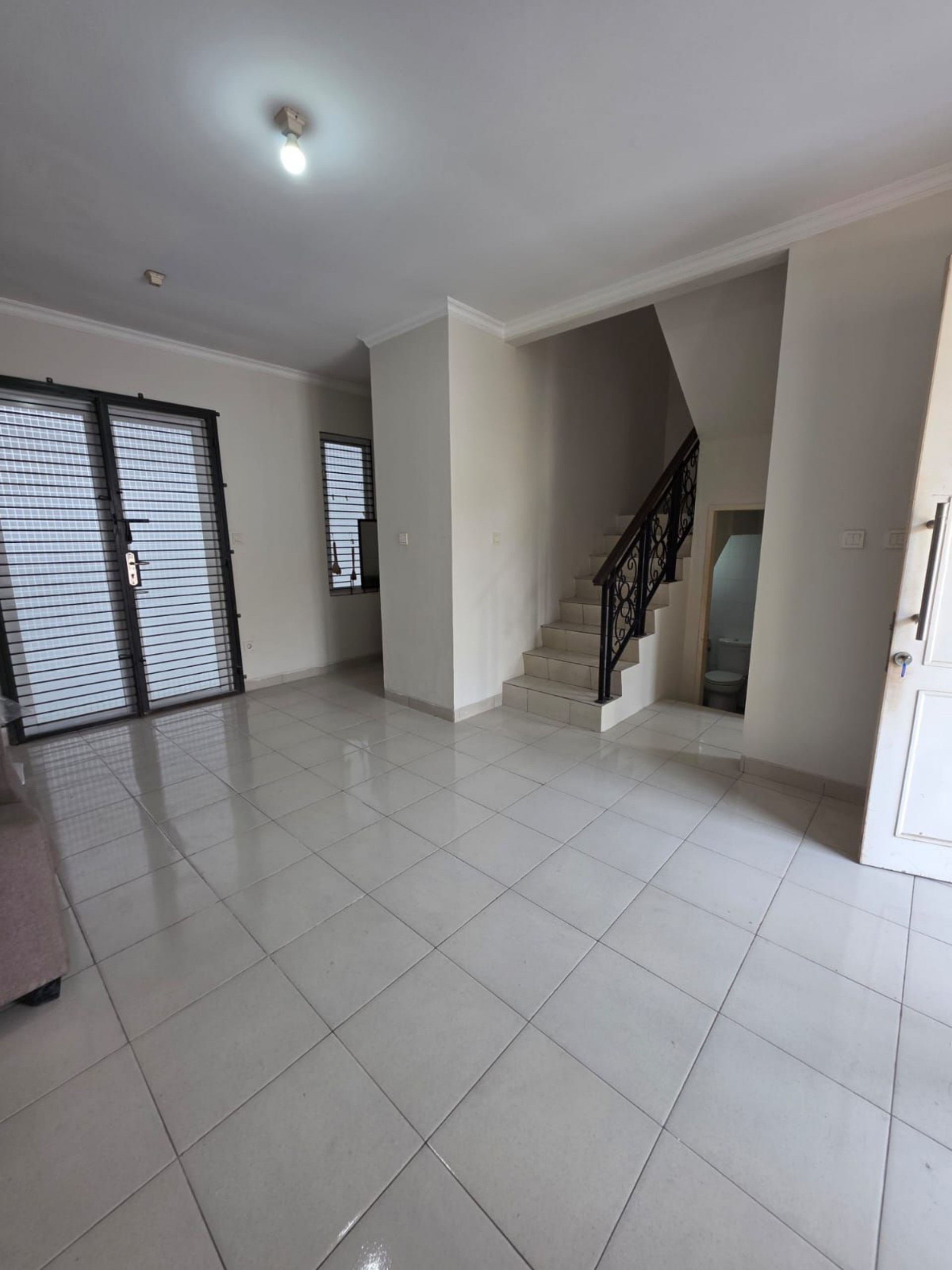 Rumah Dijual di Tangerang, foto 1 dari 10