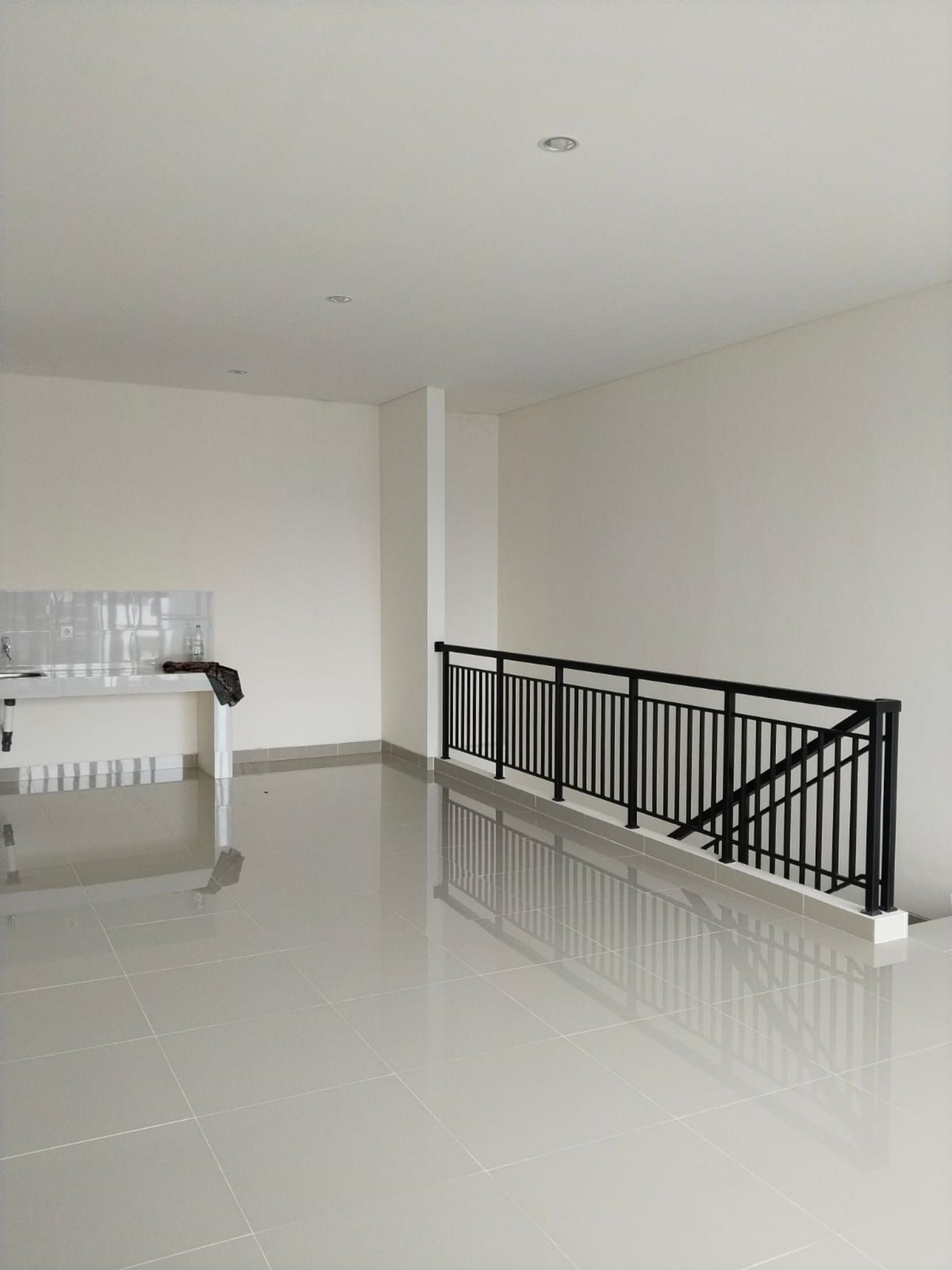 Ruko Disewa di Tangerang, foto 1 dari 10