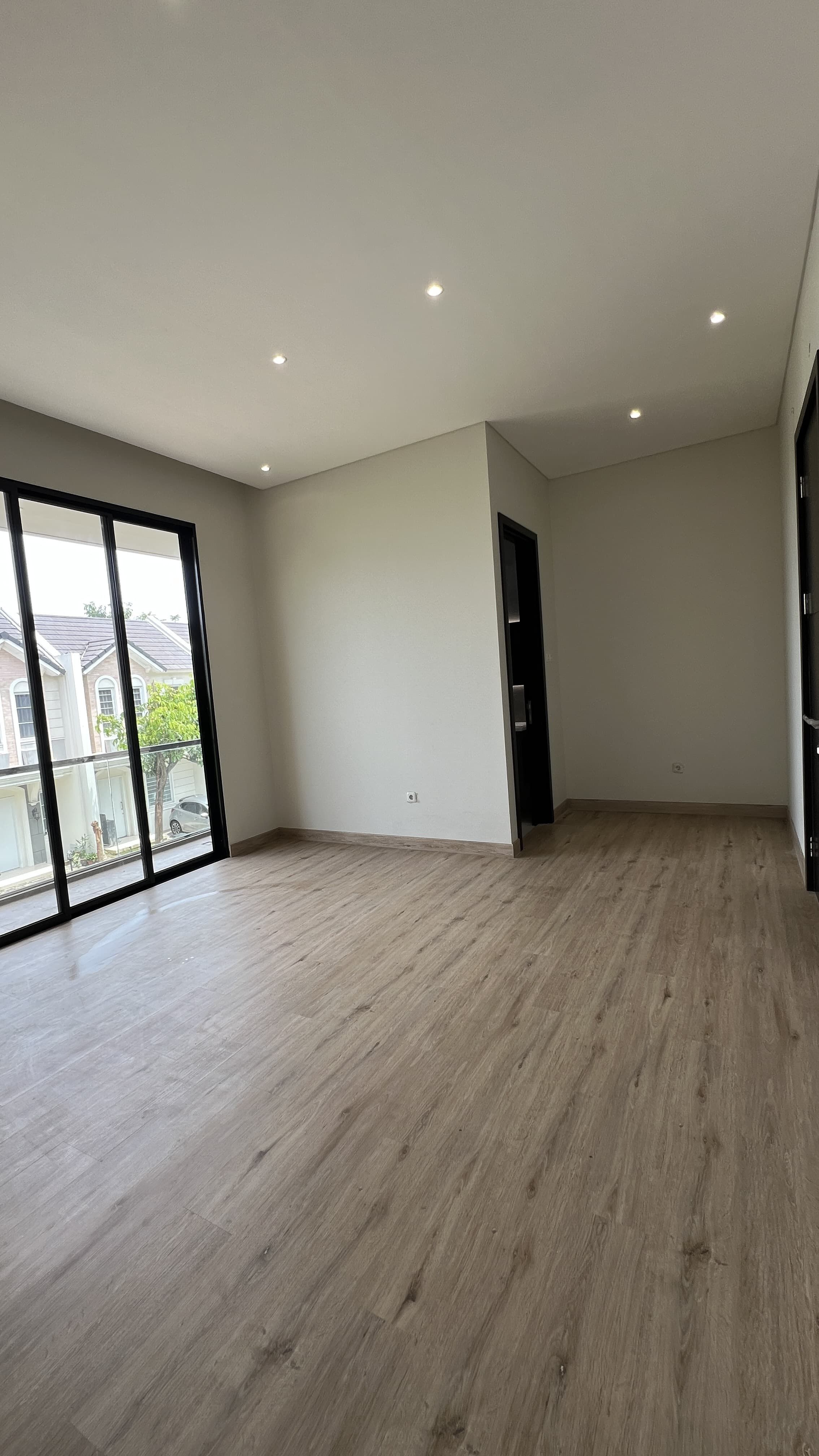Rumah Dijual di Tangerang, foto 1 dari 7