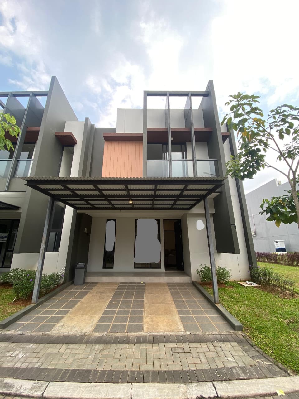 Rumah Dijual di BSD, Tangerang Selatan, foto 1 dari 9