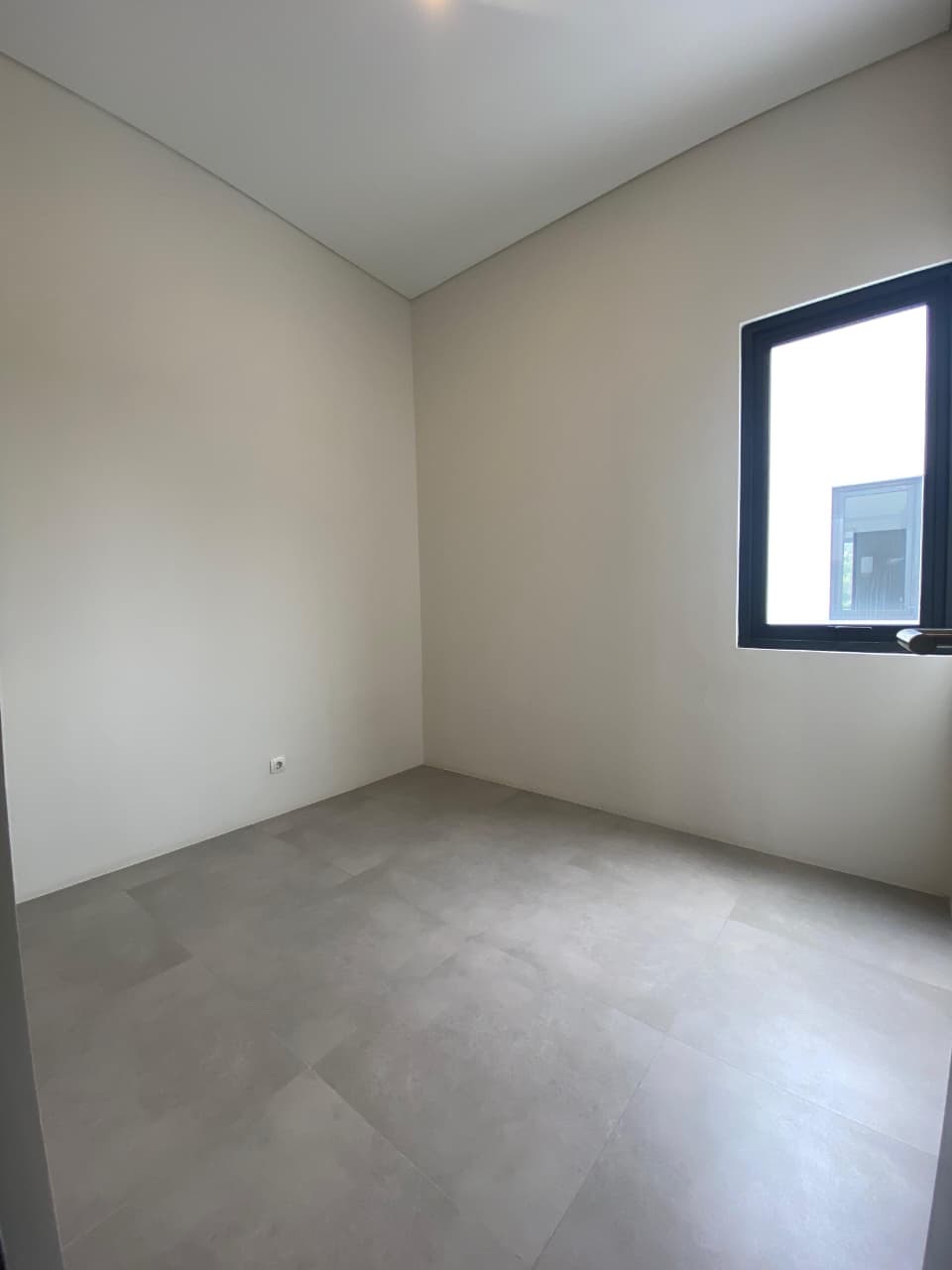Rumah Dijual di BSD, Tangerang Selatan, foto 1 dari 9