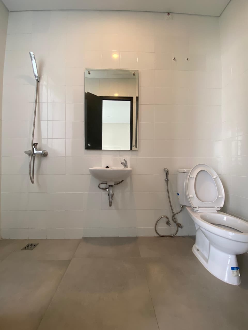 Rumah Dijual di BSD, Tangerang Selatan, foto 1 dari 9