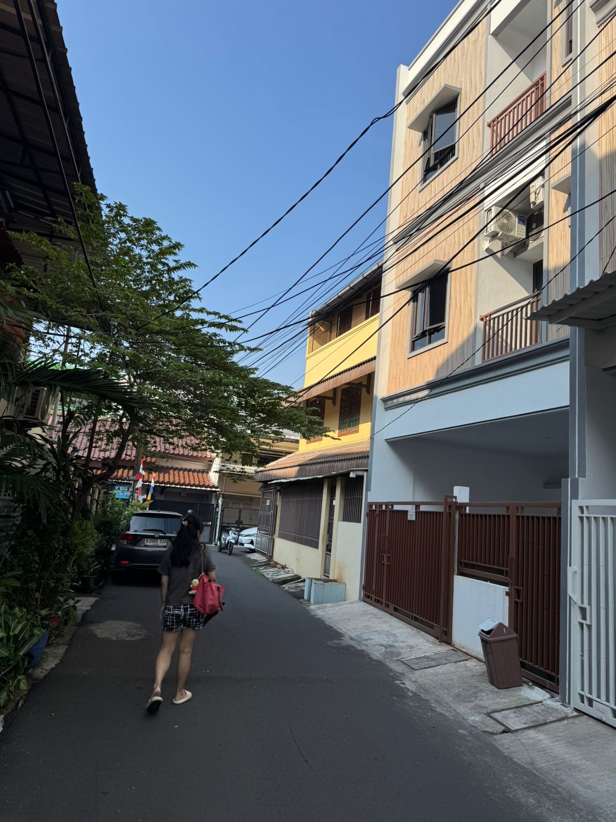 Rumah Dijual di Tanjung Duren, Jakarta Barat, foto 1 dari 8