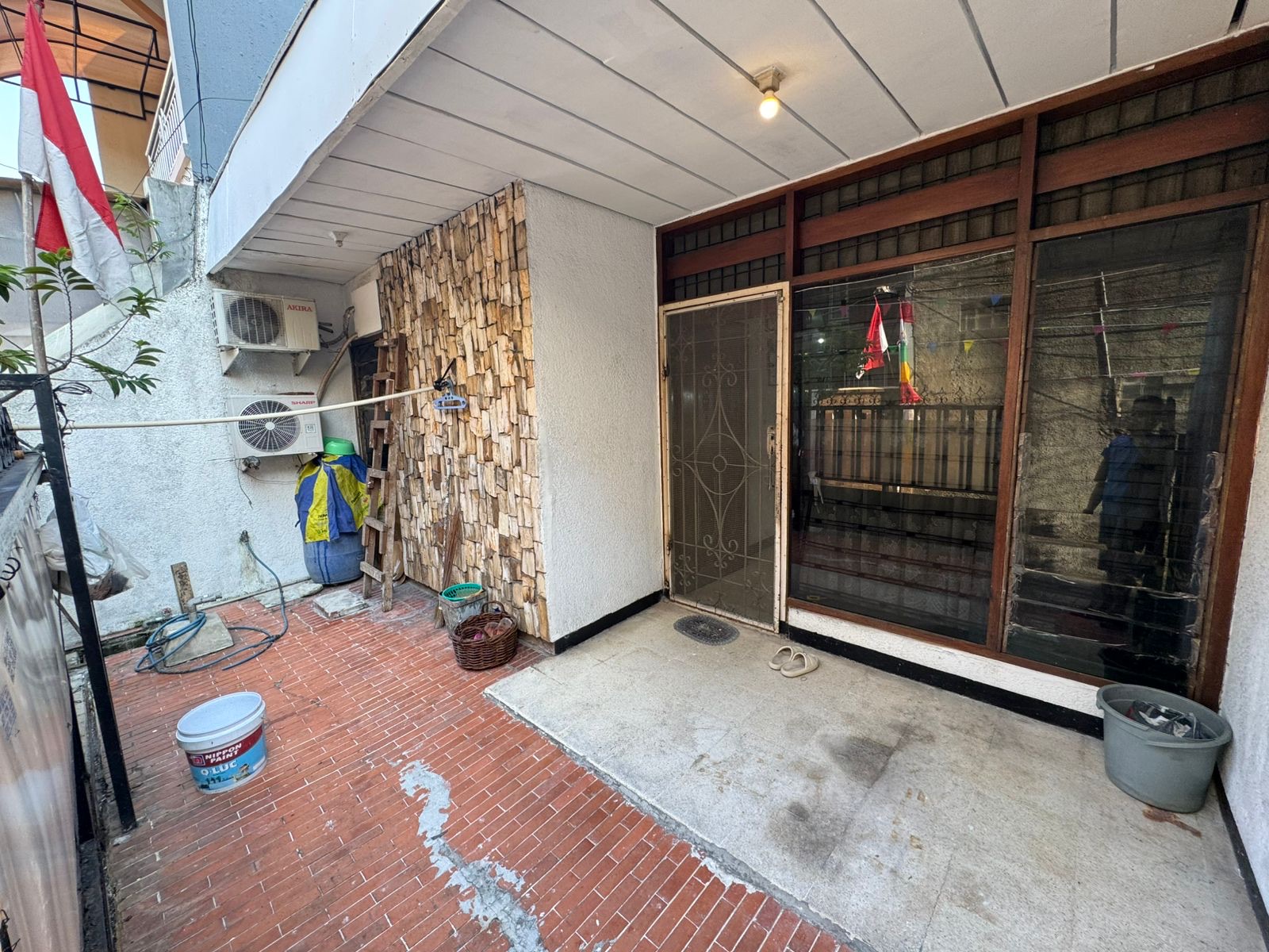 Rumah Dijual di Tanjung Duren, Jakarta Barat, foto 1 dari 8